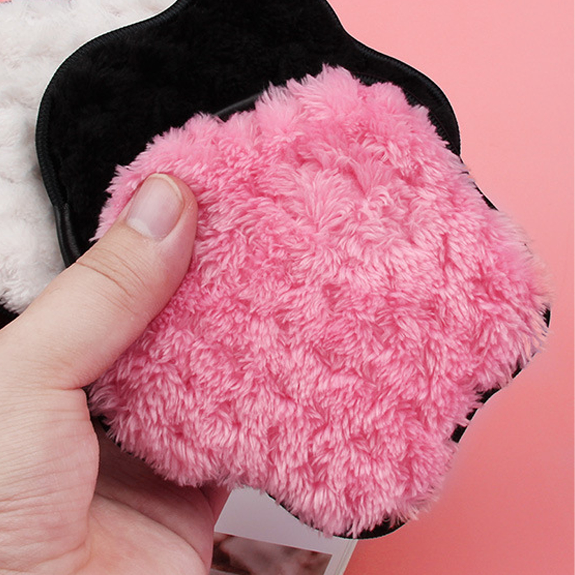 Set of 3 Flower-Shaped Plush Facial Cleansing Pad