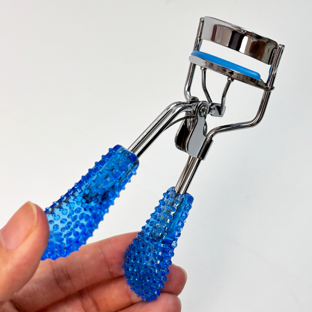 Blue Textured Handle Eyelash Curler