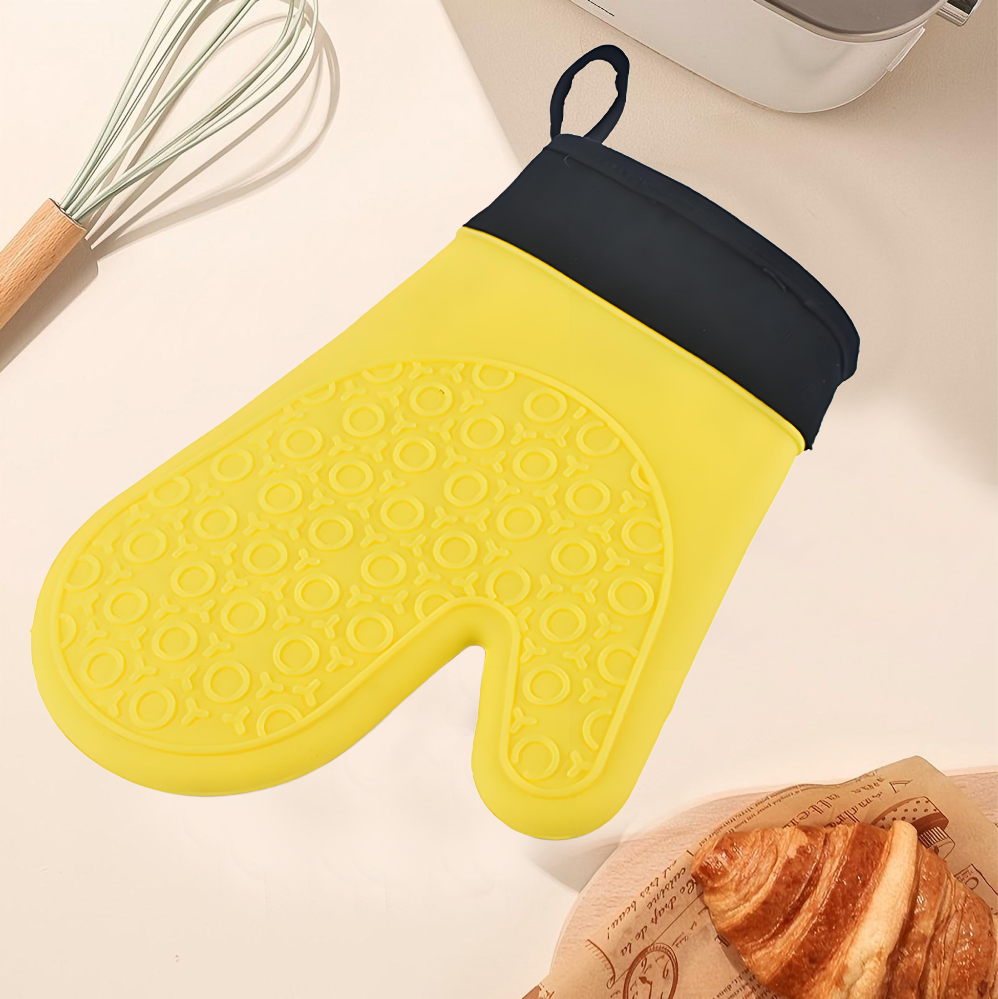 Vibrant Orange Silicone Oven Mitt