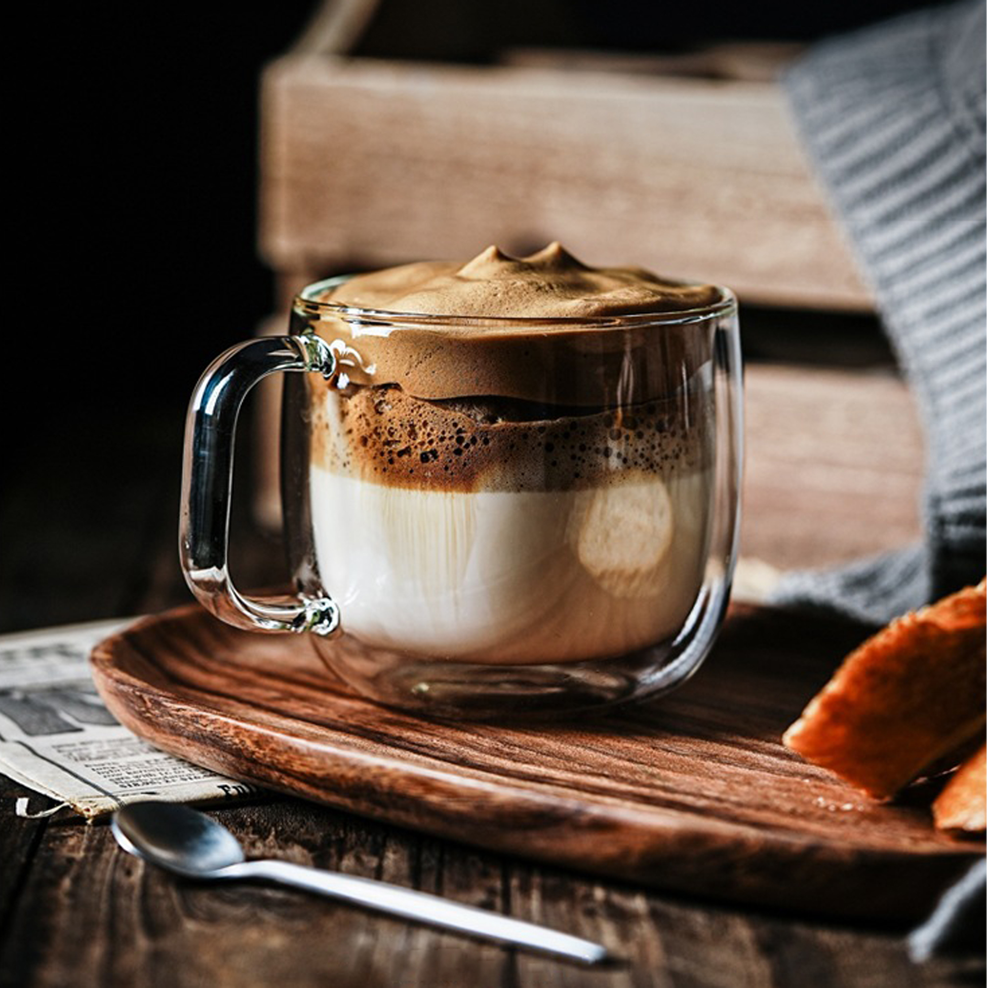 530ml Double Walled Glass Mug with Ergonomic Handle