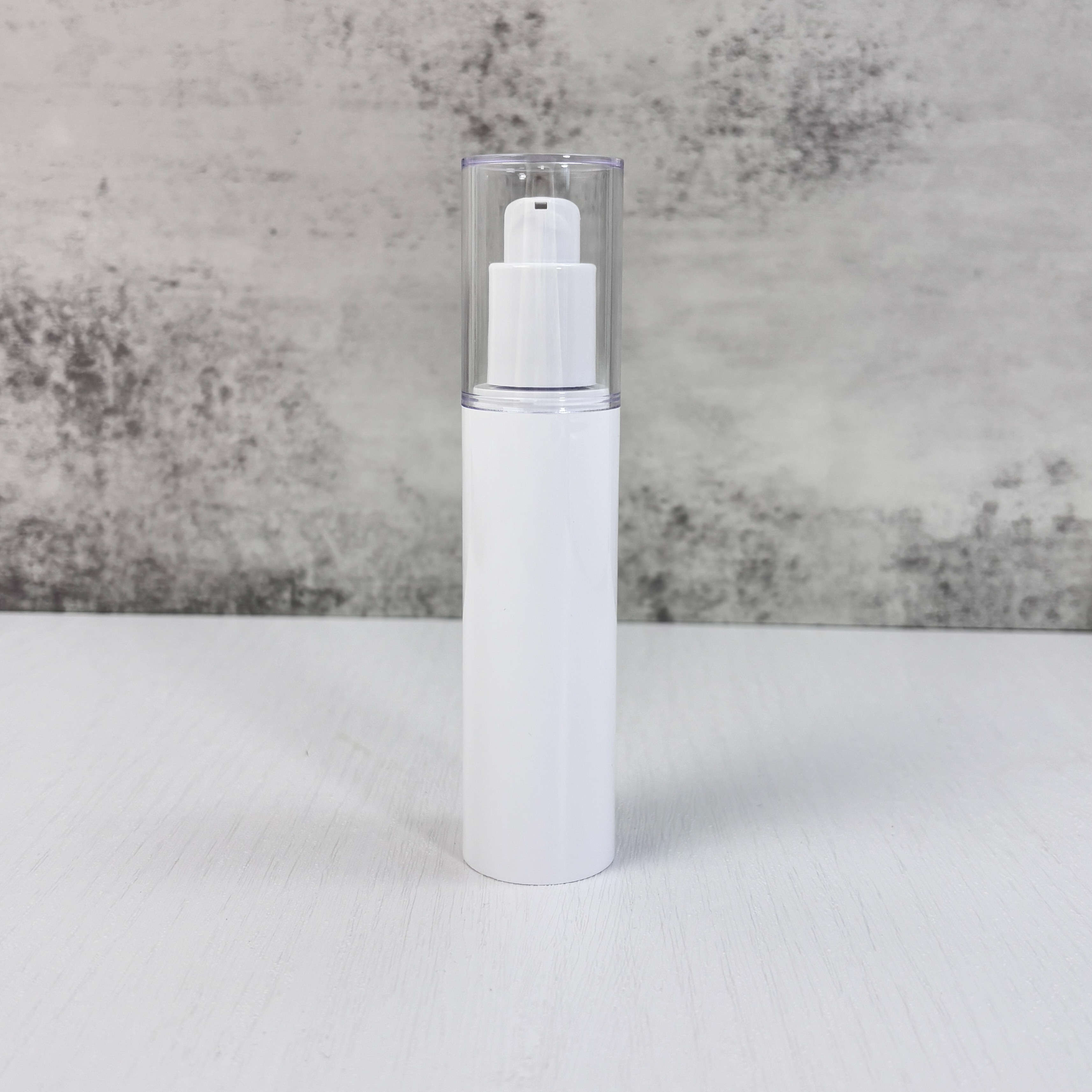 White Airless Lotion Pump Bottle