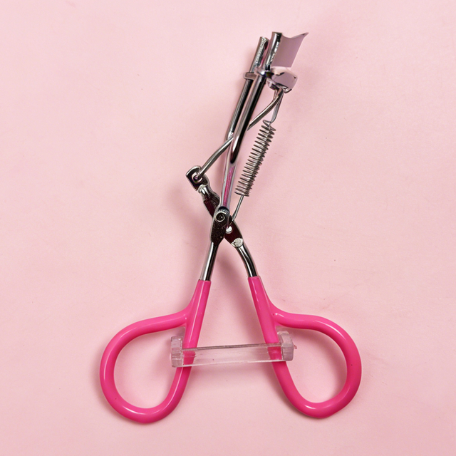 2-in-1 Eyelash Curler with Comb