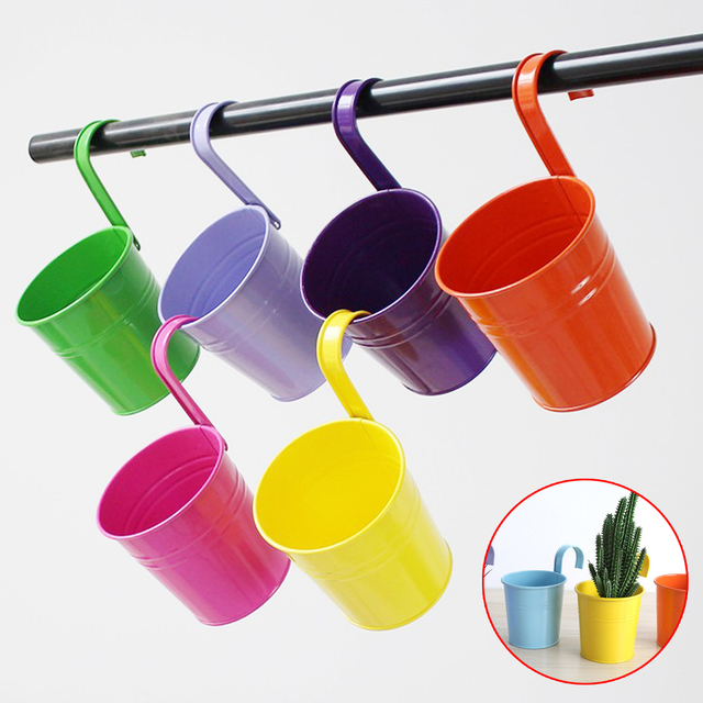 Green Metal Hanging Flower Pot