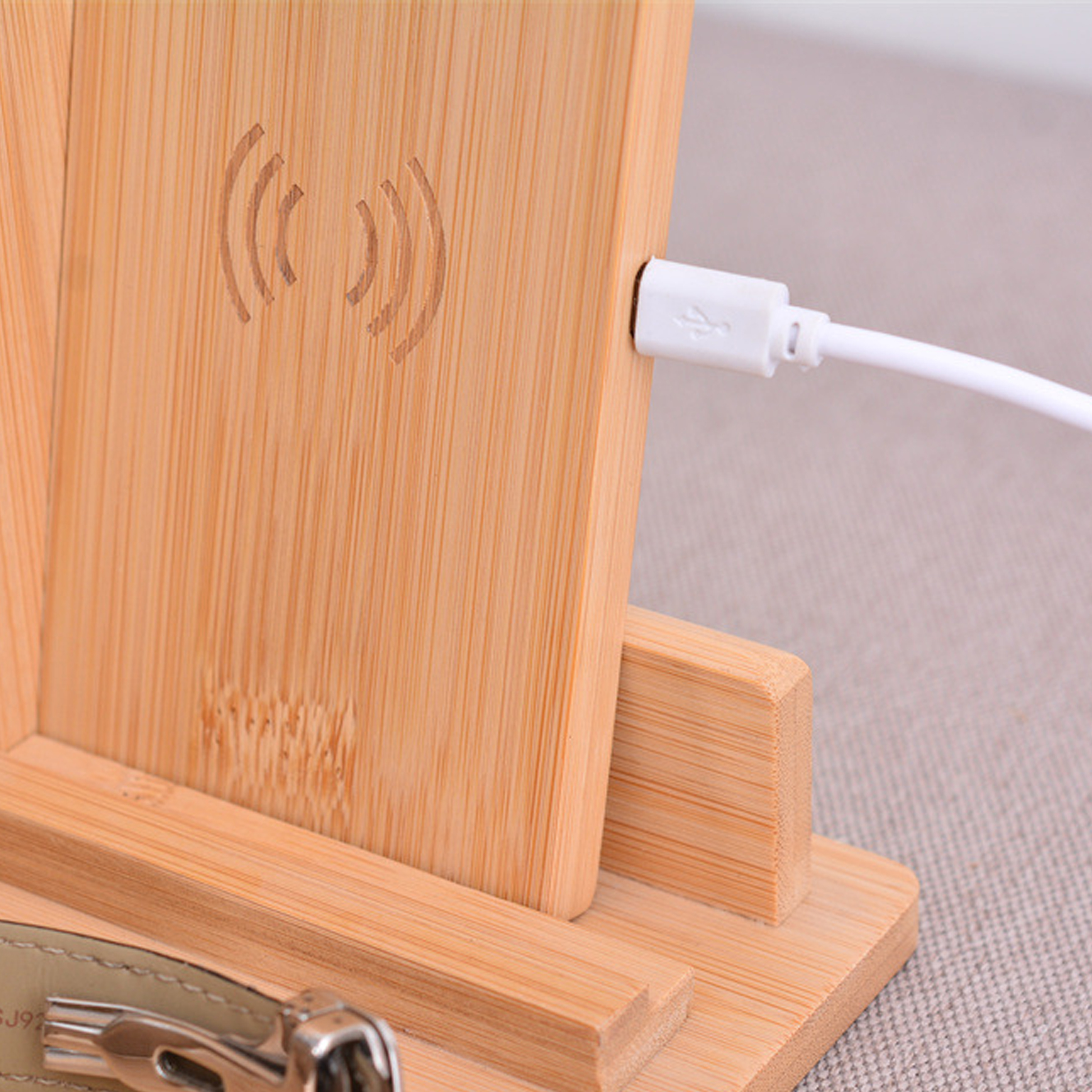 ATRIH Bamboo Wireless Charger with Pen Holder