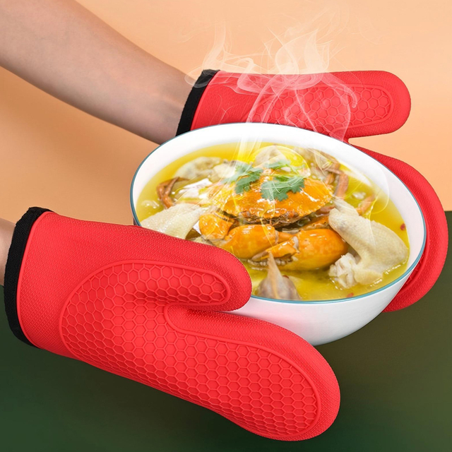 Vibrant Red Silicone Oven Mitt