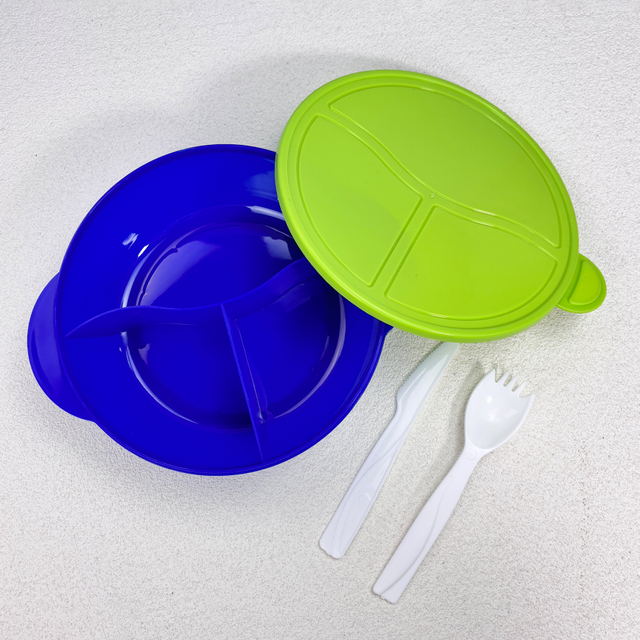 Kids’ Divided Lunch Plate with Lid And Cutlery