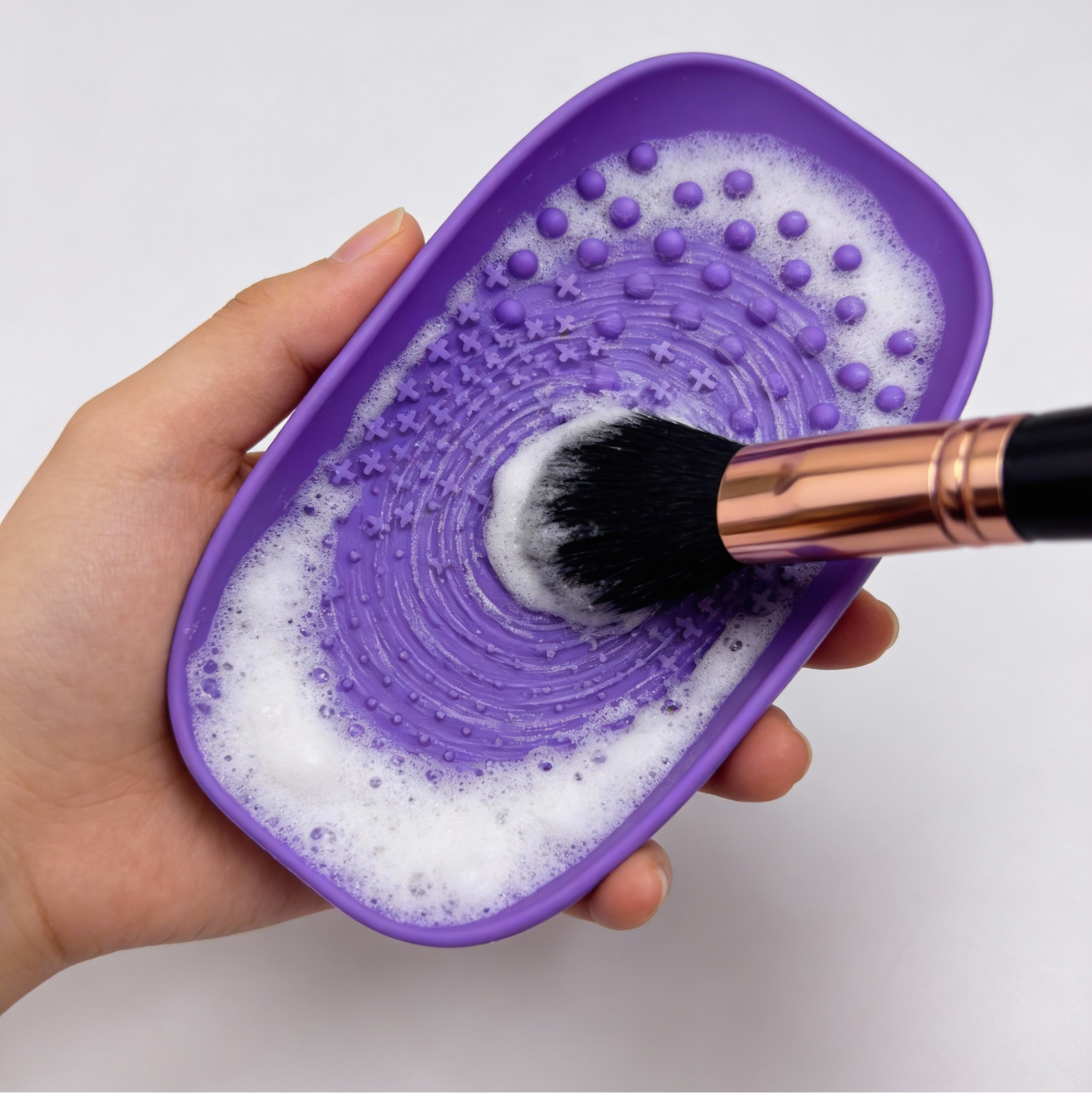 Set of 5 Makeup Brush & Sponge with Cleaning Pad