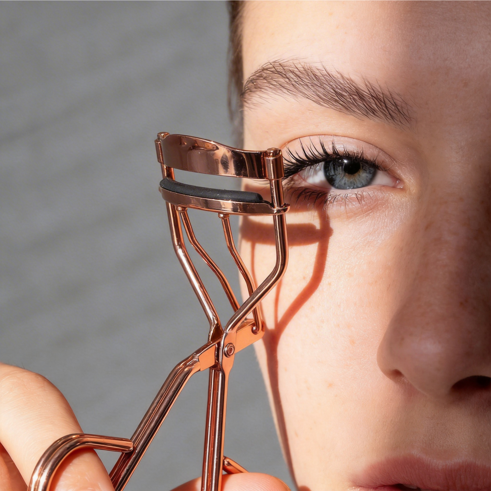Rose Gold Eyelash Curler