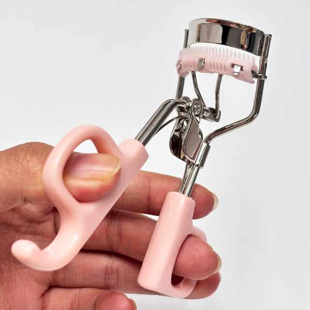 2-in-1 Pink Eyelash Curler with Comb