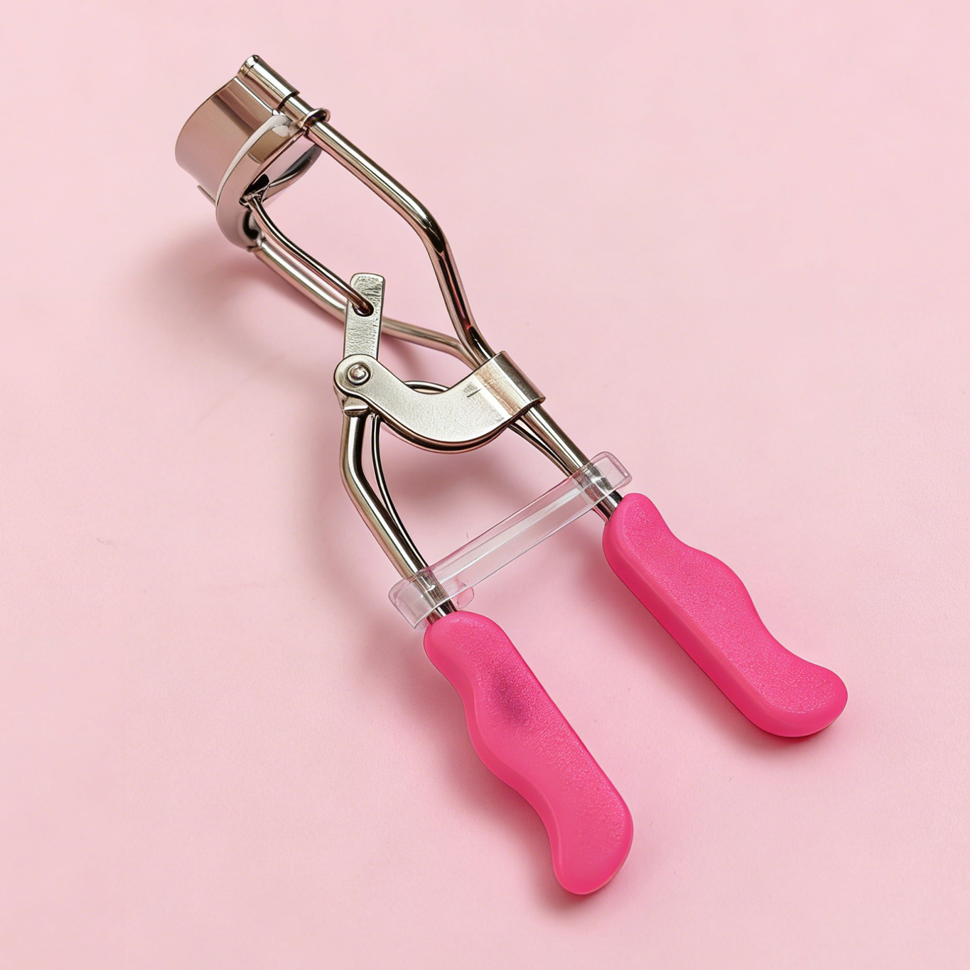 Pink Handle Eyelash Curler