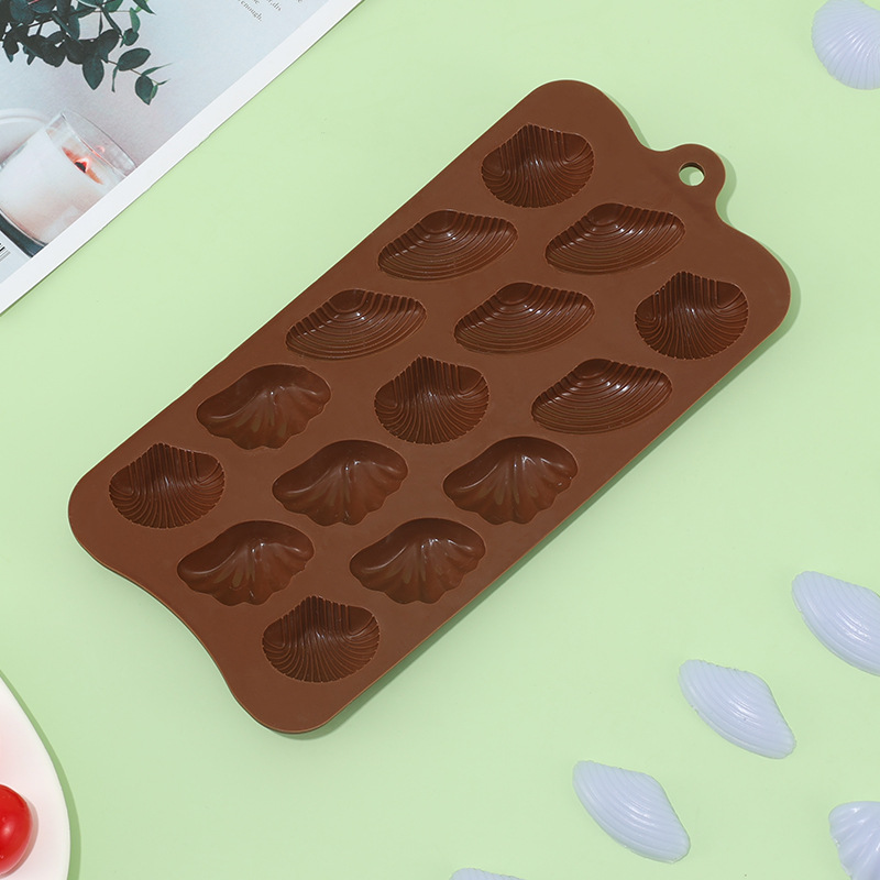 Heat-Resistant Silicone Chocolate Molds - Perfect for DIY Homemade Chocolates, Gummy Bears, And Cake Decorations