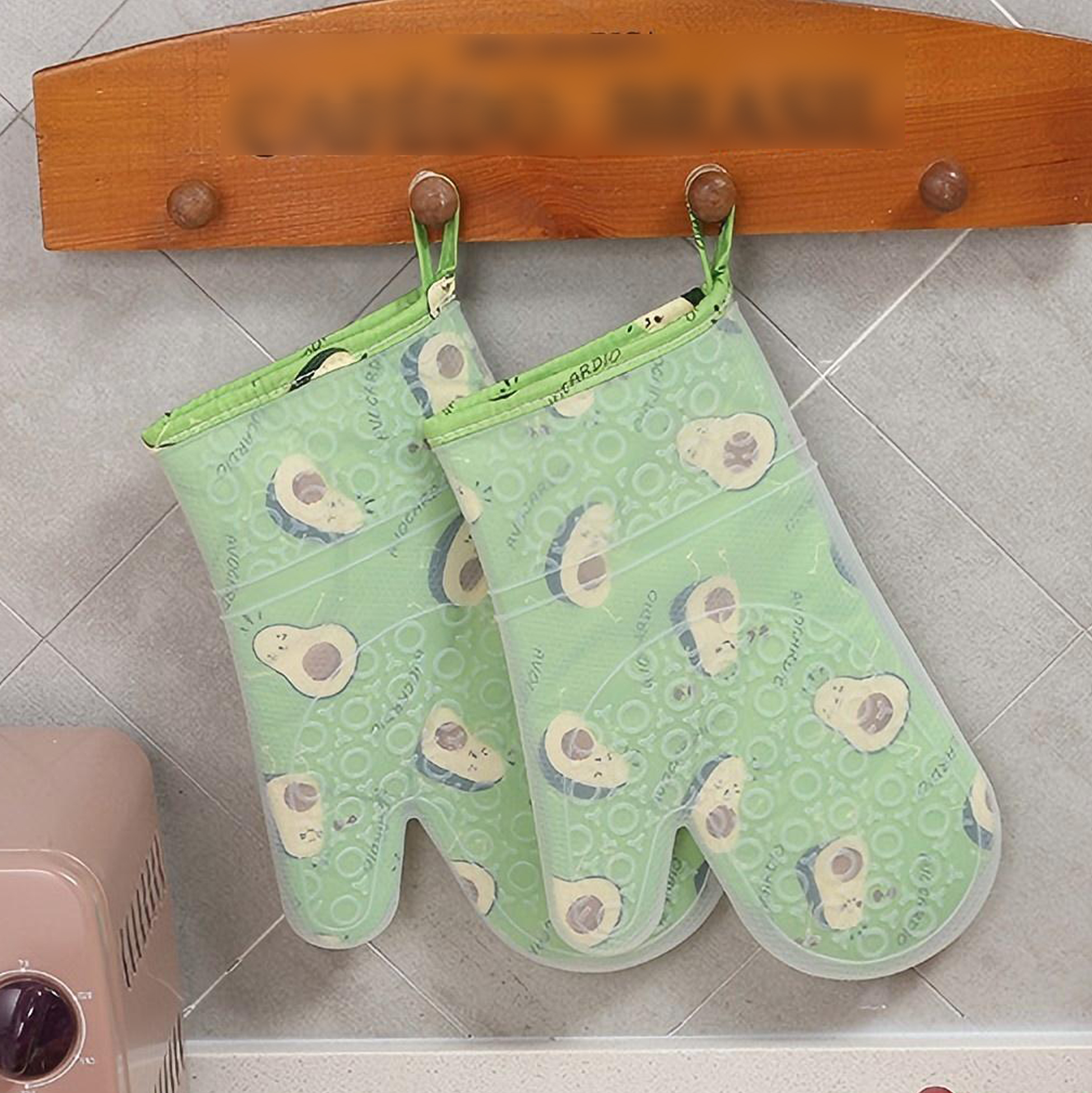 Avocado Themed Silicone Oven Mitt