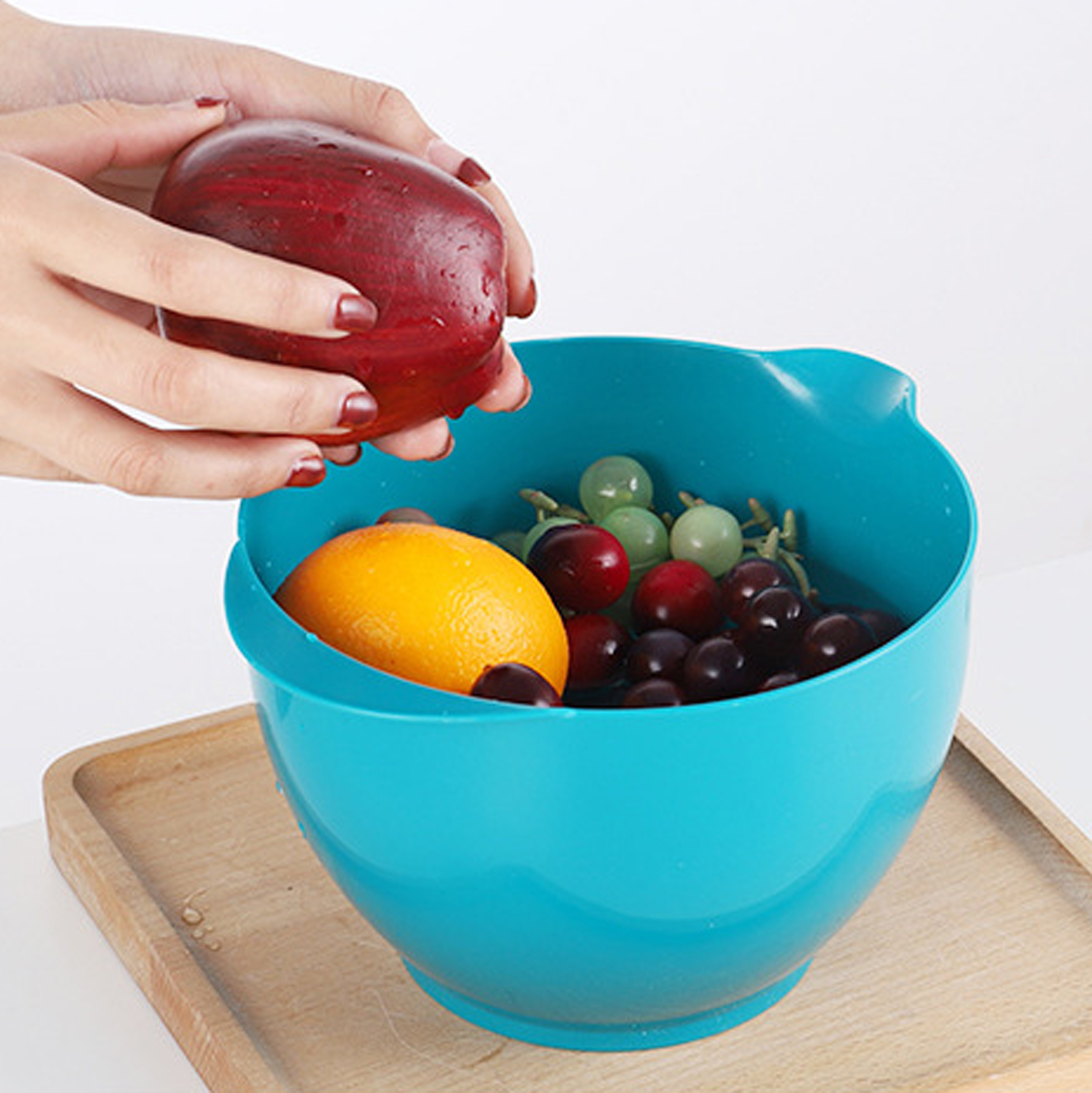 Multi-Use Plastic Mixing Bowl