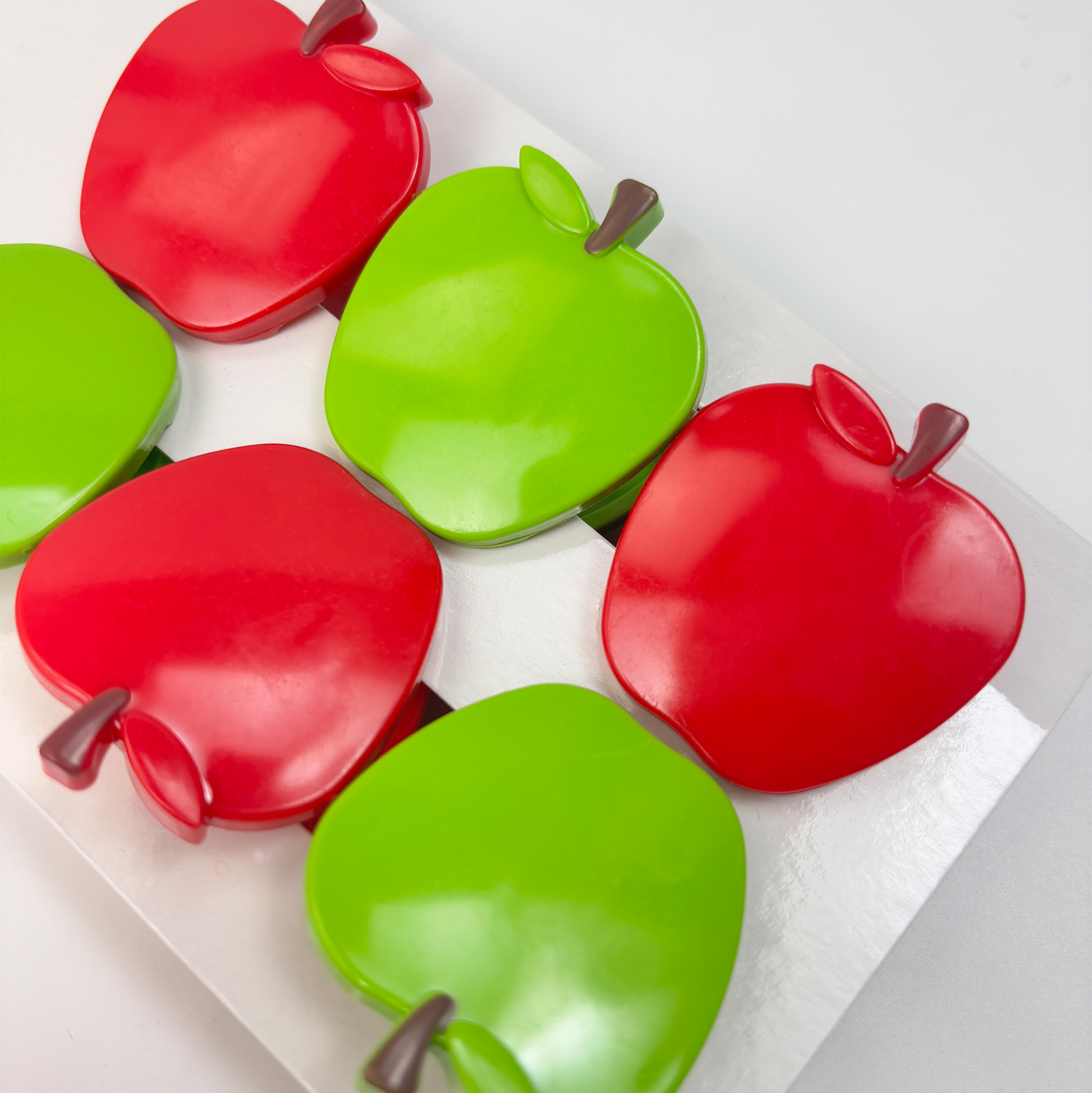 Apple-Shaped Plastic Clip Set of 6