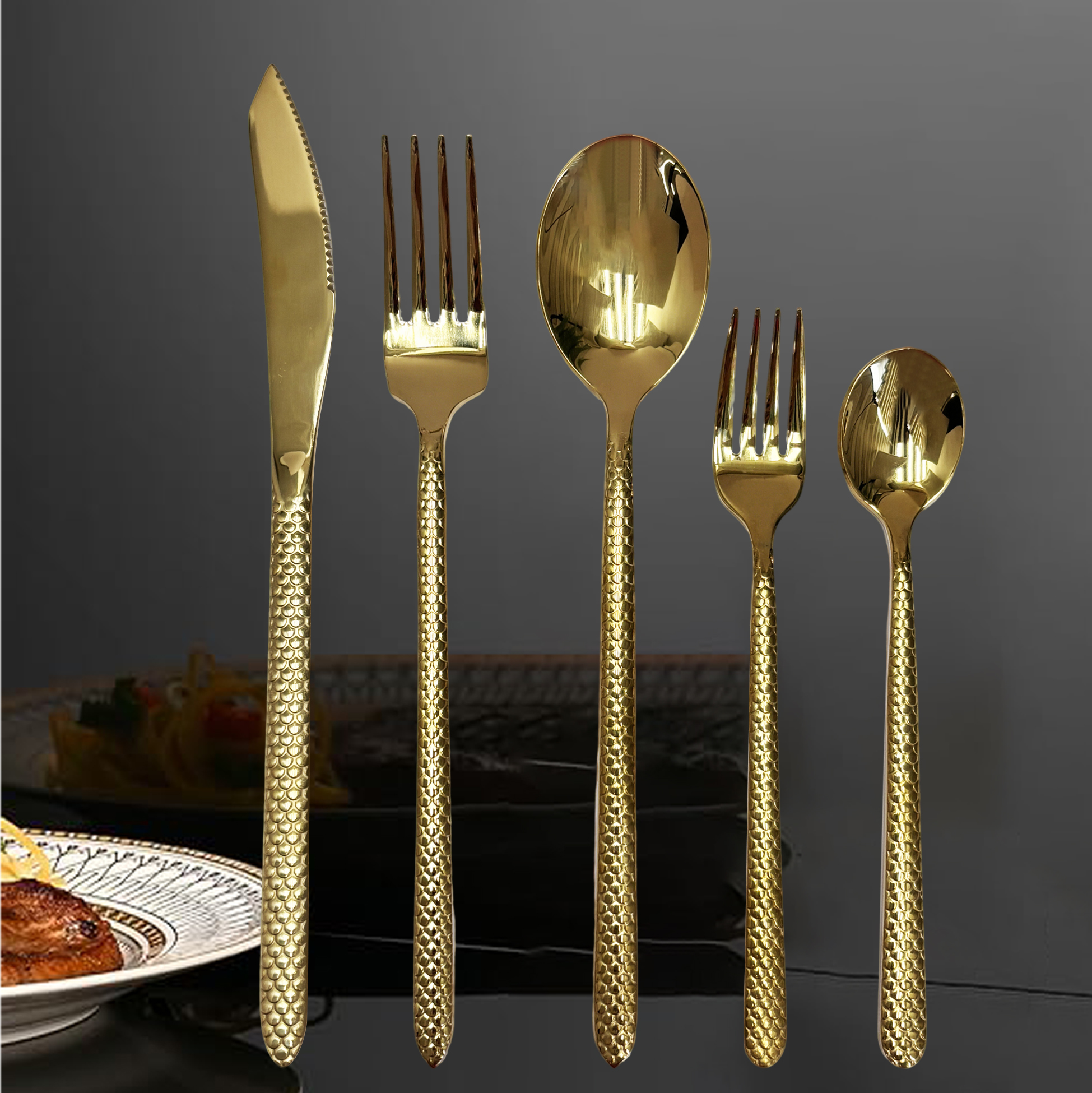 30-Piece Gold Mermaid-Scale Cutlery Set