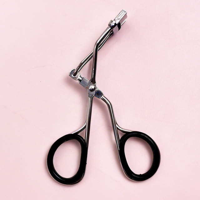 Silver Eyelash Curler