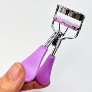 Eyelash Curler with Comb