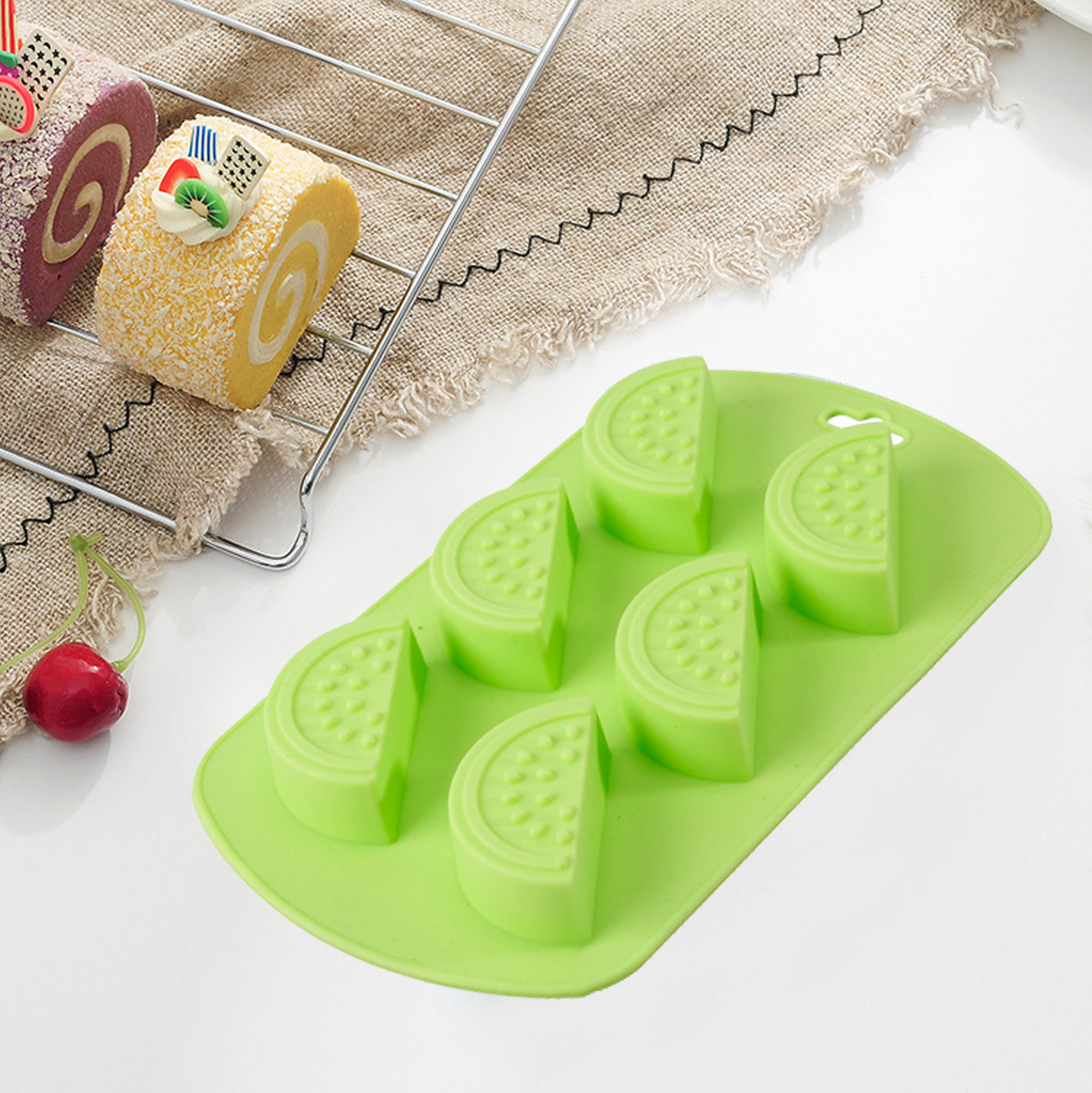 6-Cavity Watermelon-Slice Silicone Dessert Mold