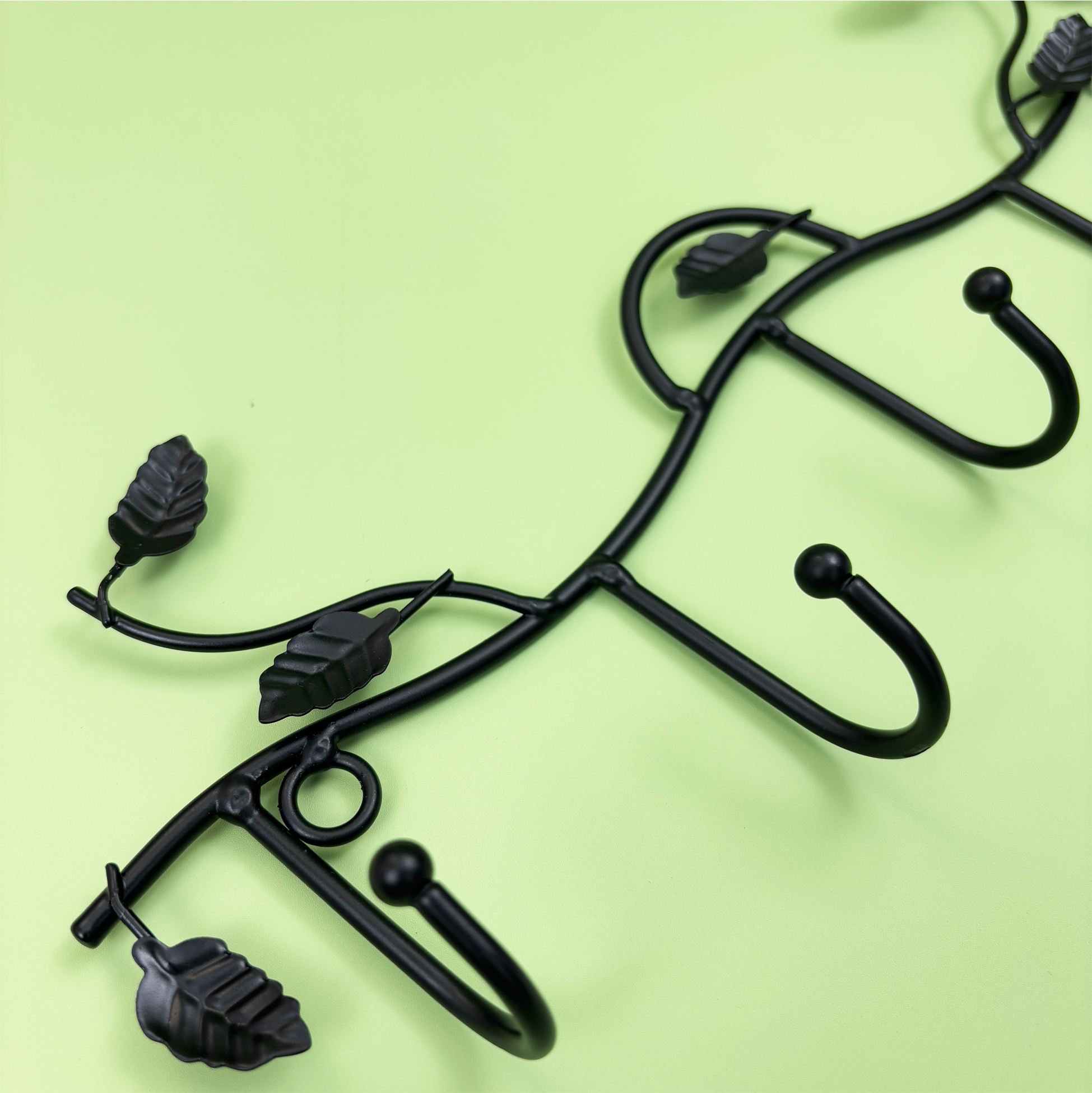 Floral Metal Wall Hook Rack