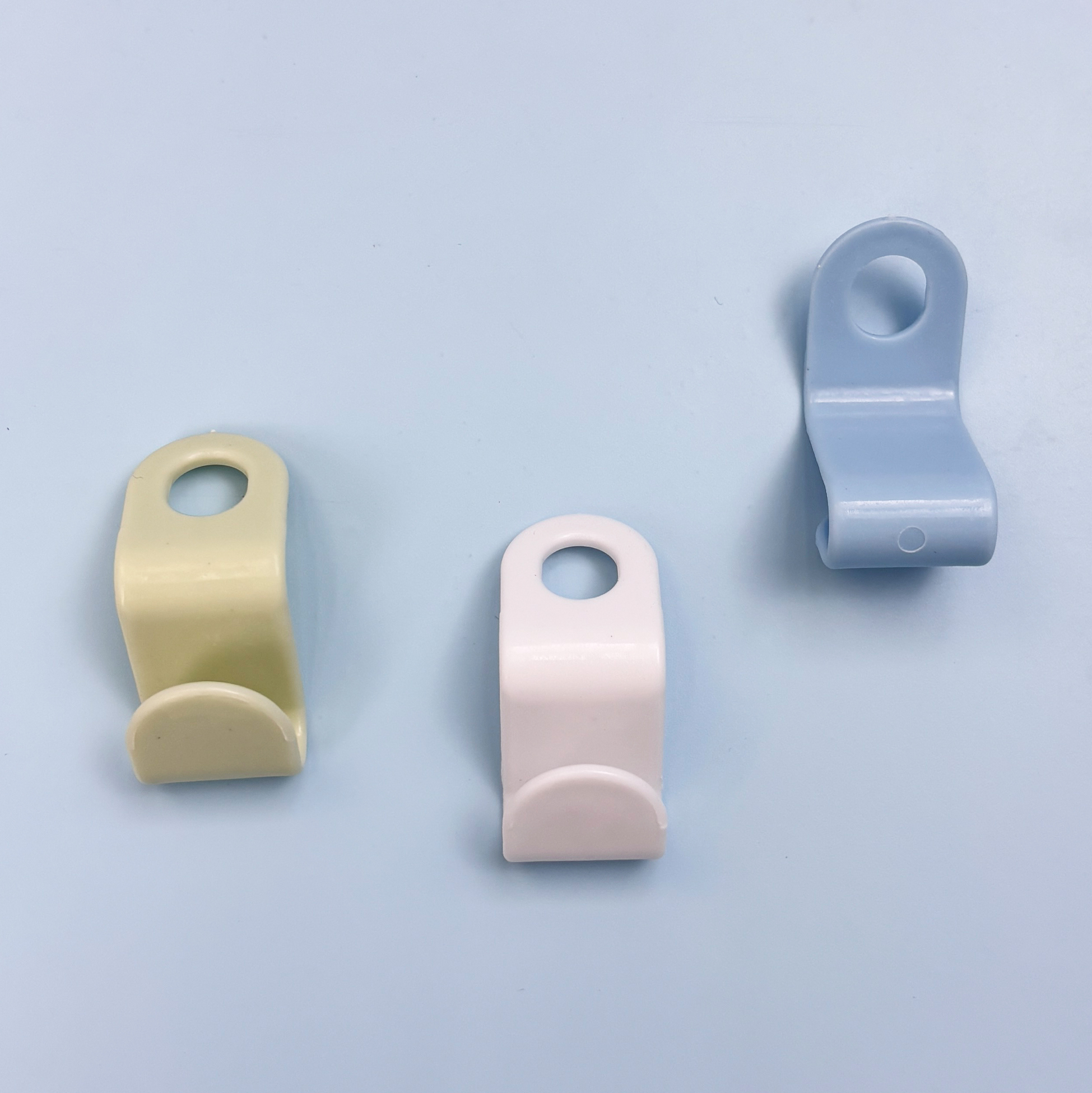 3-piece Plastic Hook Set