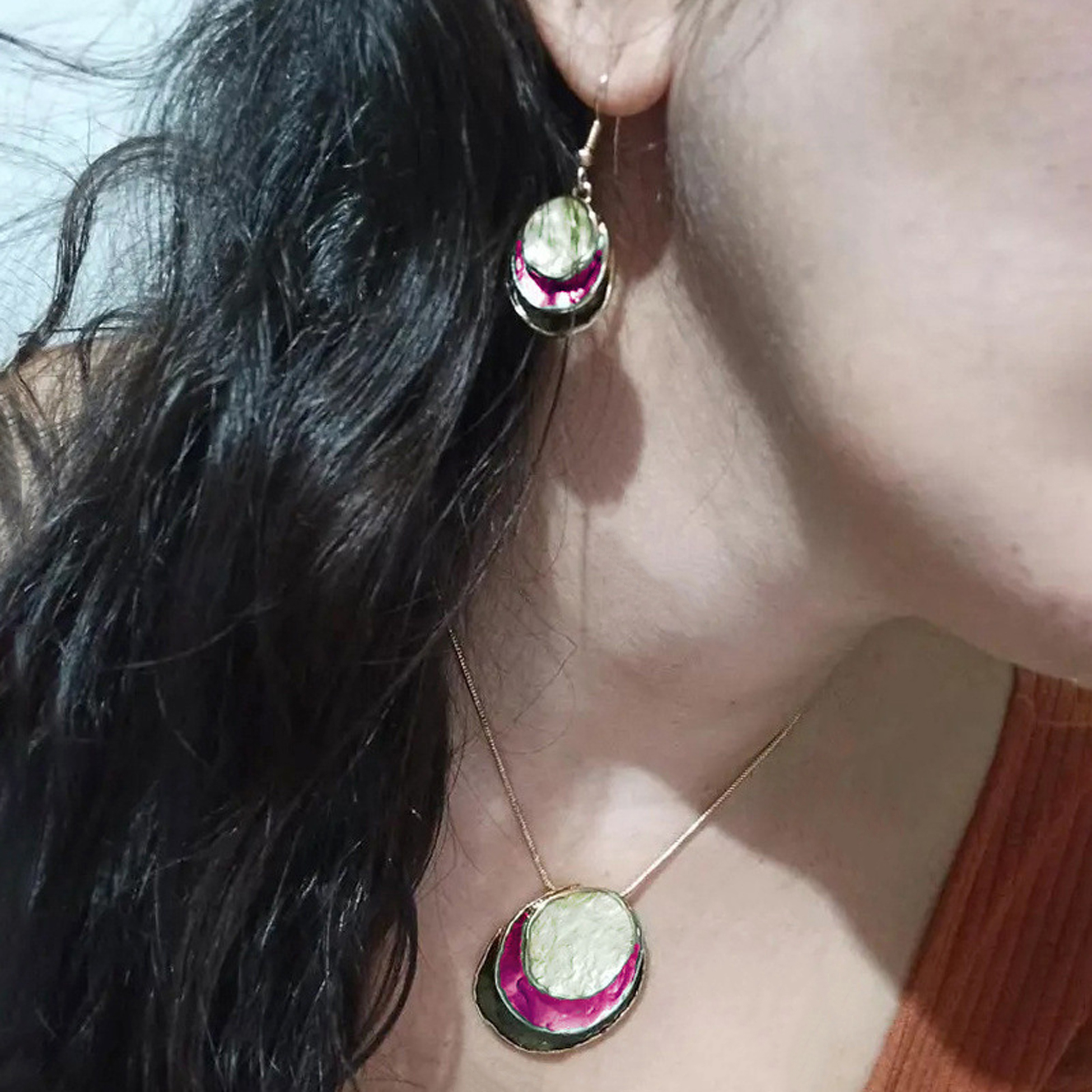 Enamel&White Stone Jewelry Set - Necklace & Earrings