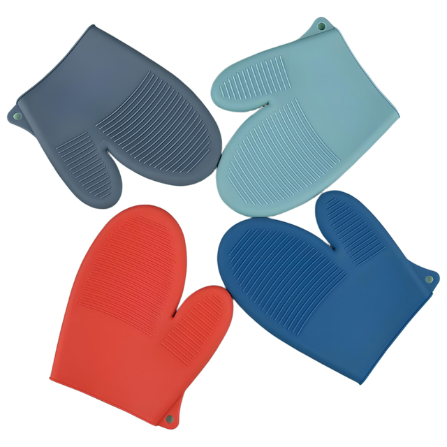 Versatile Silicone Oven Mitt