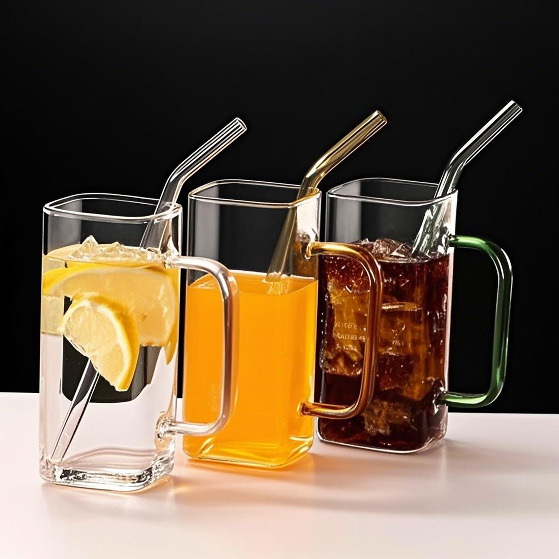 Transparent Glass Mug with Wooden Lid & Straw