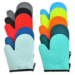Versatile Single Silicone Oven Mitt