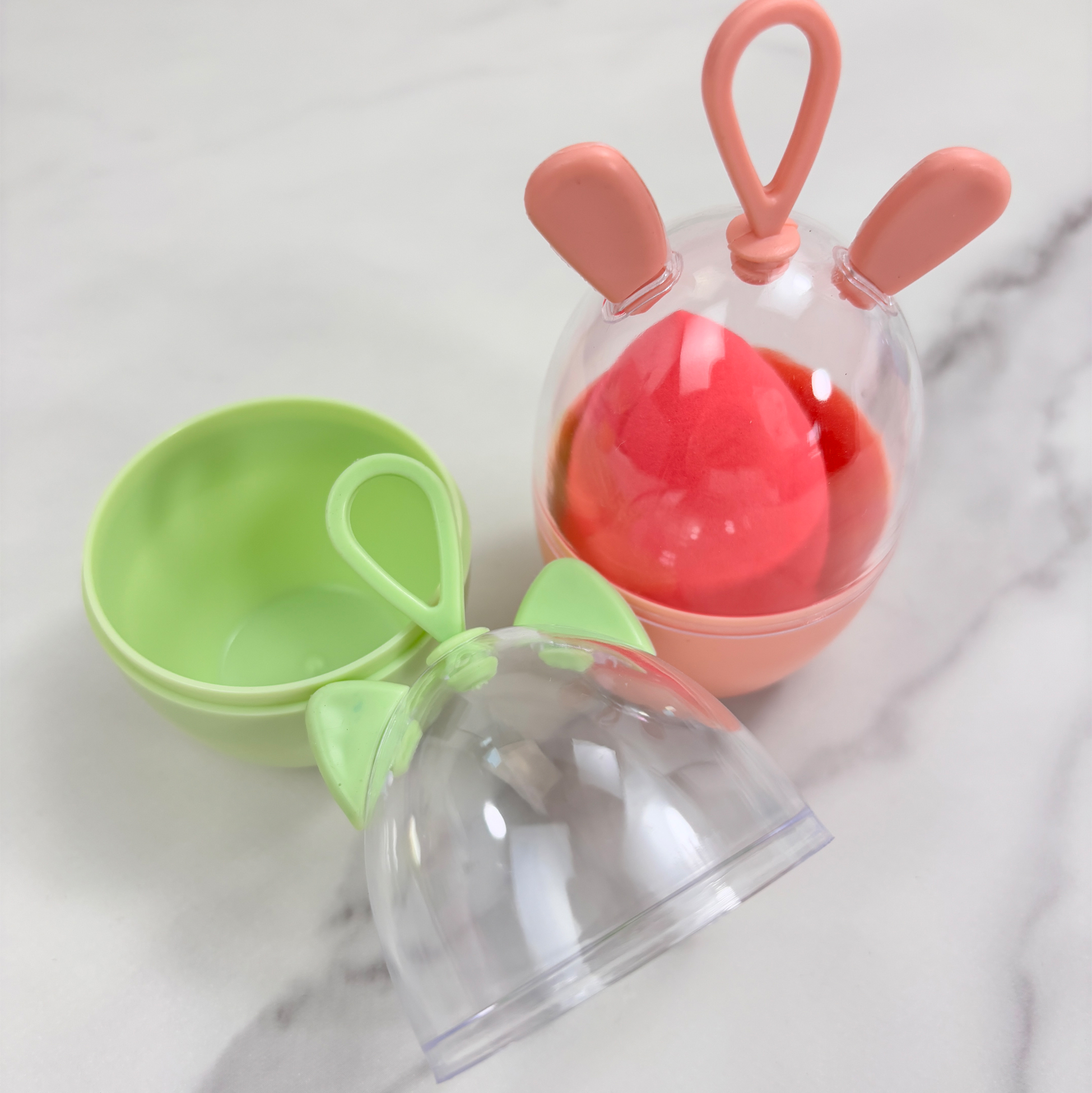 Egg-shaped Beauty Blender Case