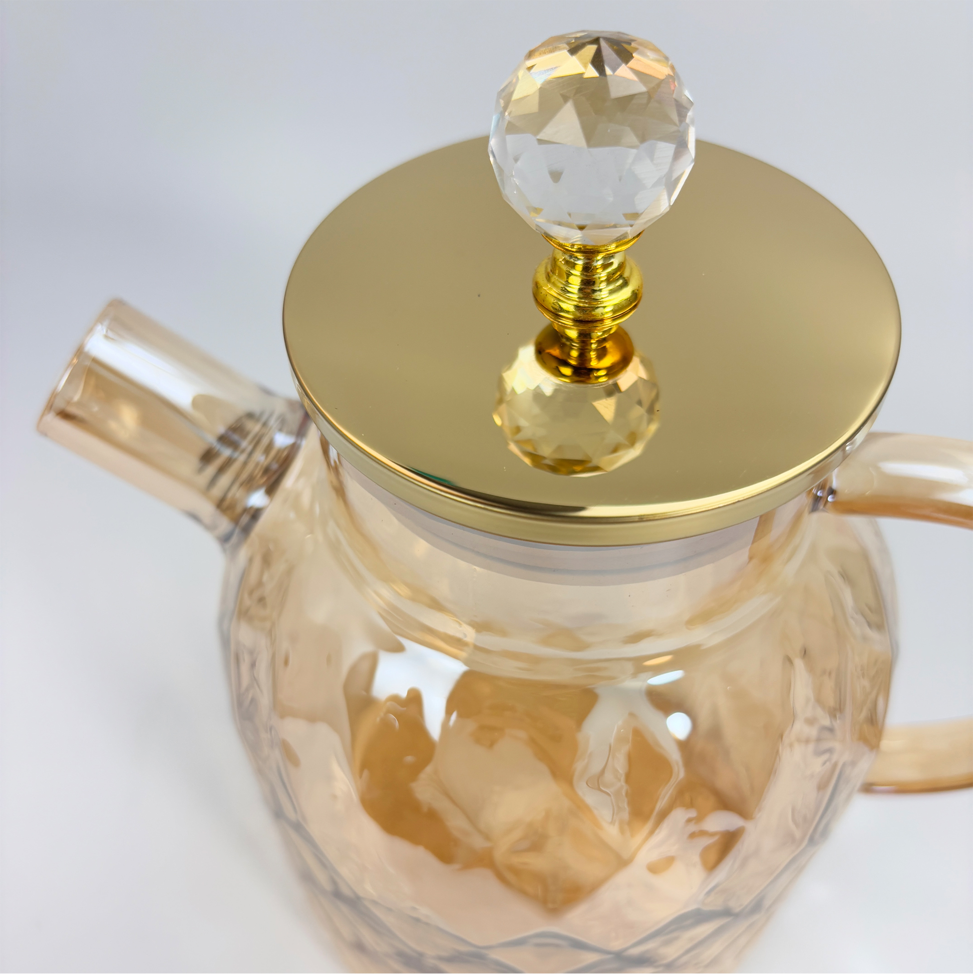 Diamond-patterned Glass Teapot