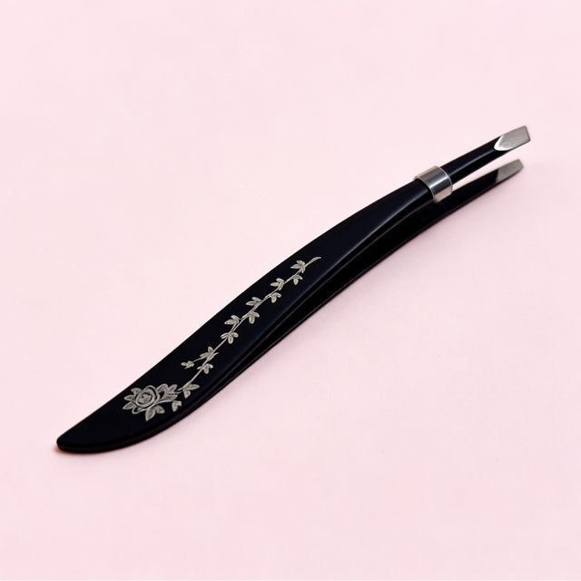 Rose Pattern Slant Tweezer