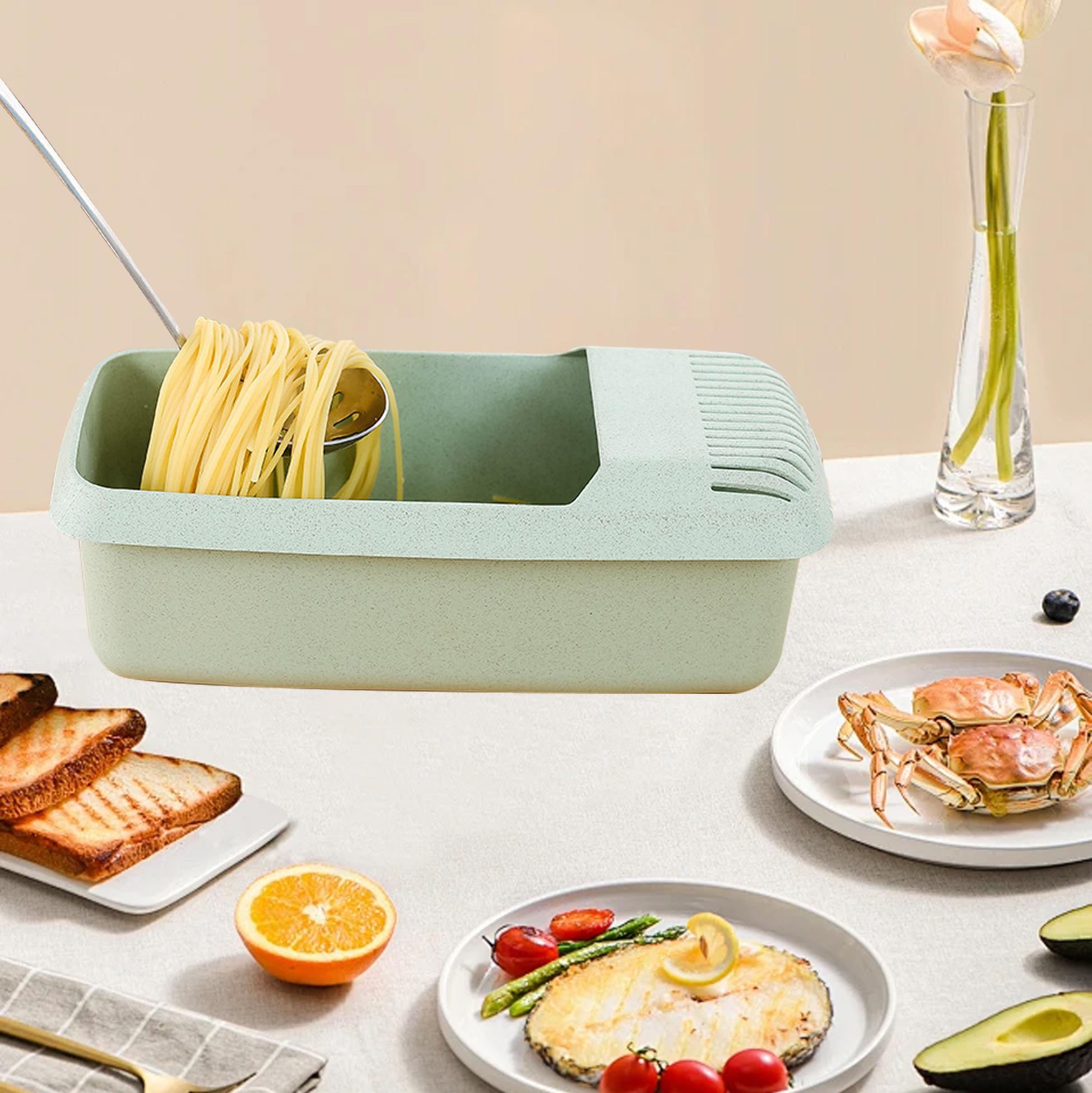 Microwave Pasta Cooker with Strainer Lid