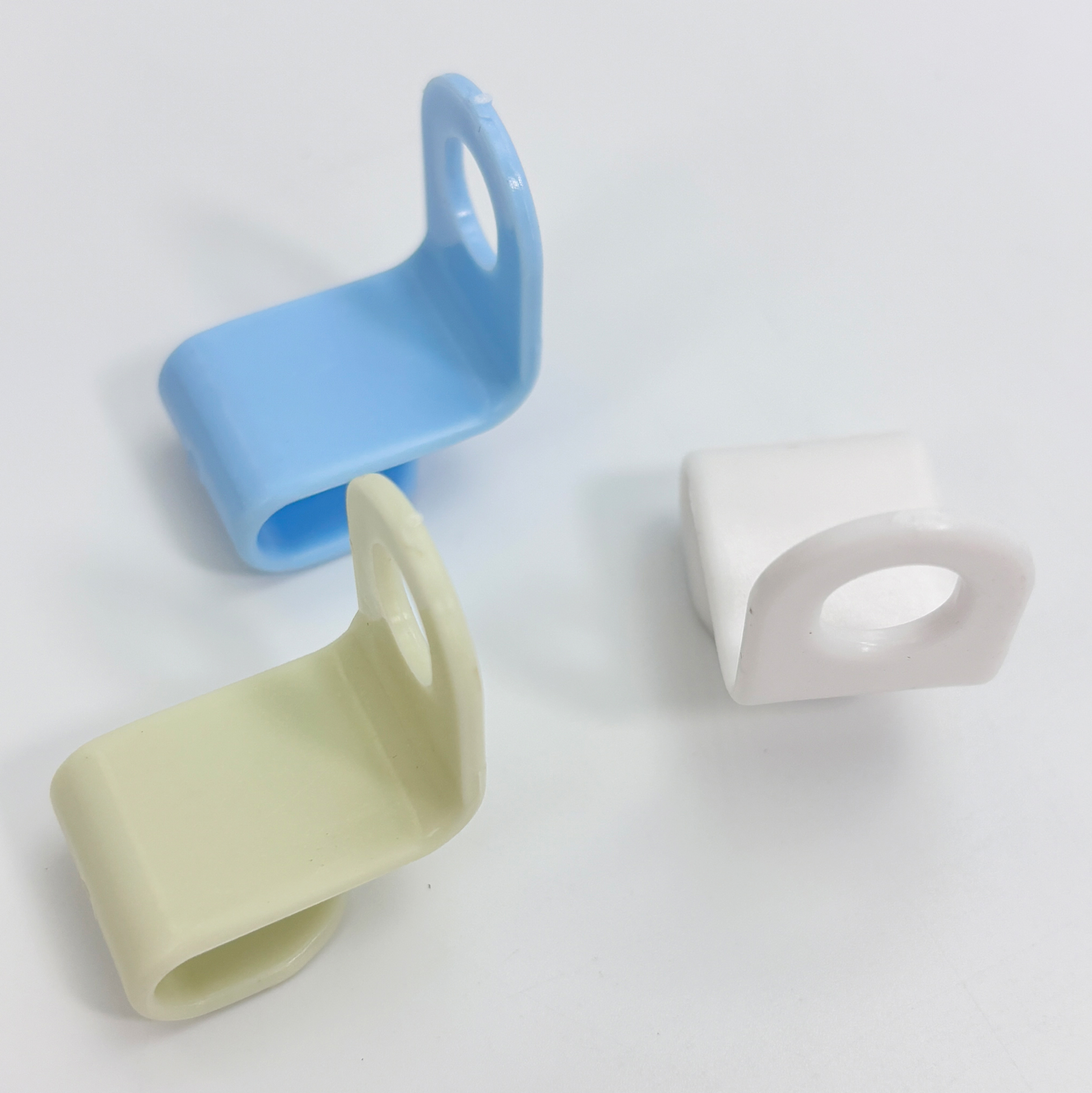 3-piece Plastic Hook Set