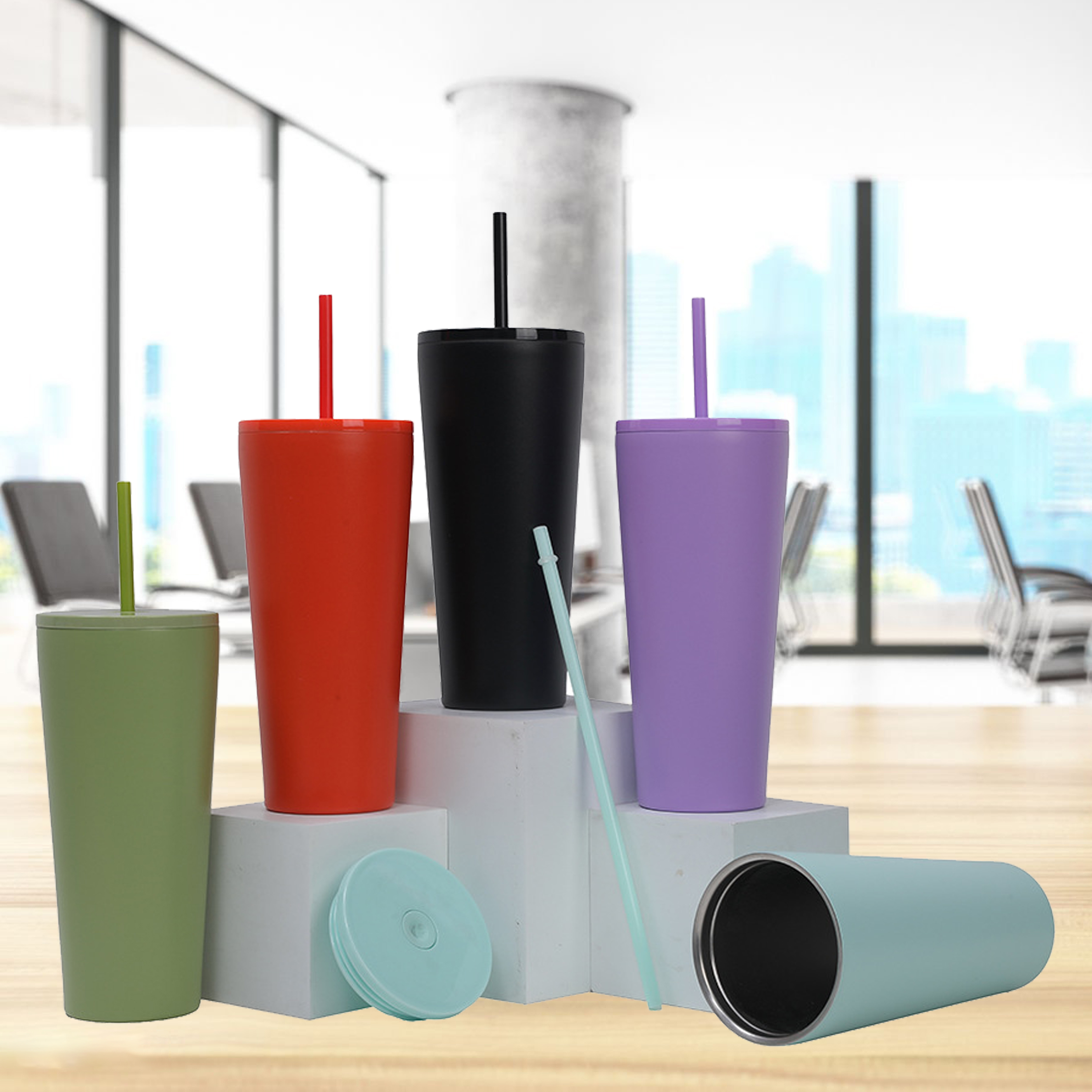 4-Piece Set 750ml Plastic Straw Tumbler