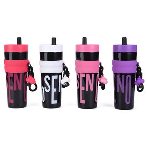910ML Reusable Plastic Tumbler with Straw & Leak-Proof Lid
