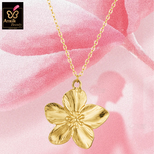 Flower Pendant Necklace