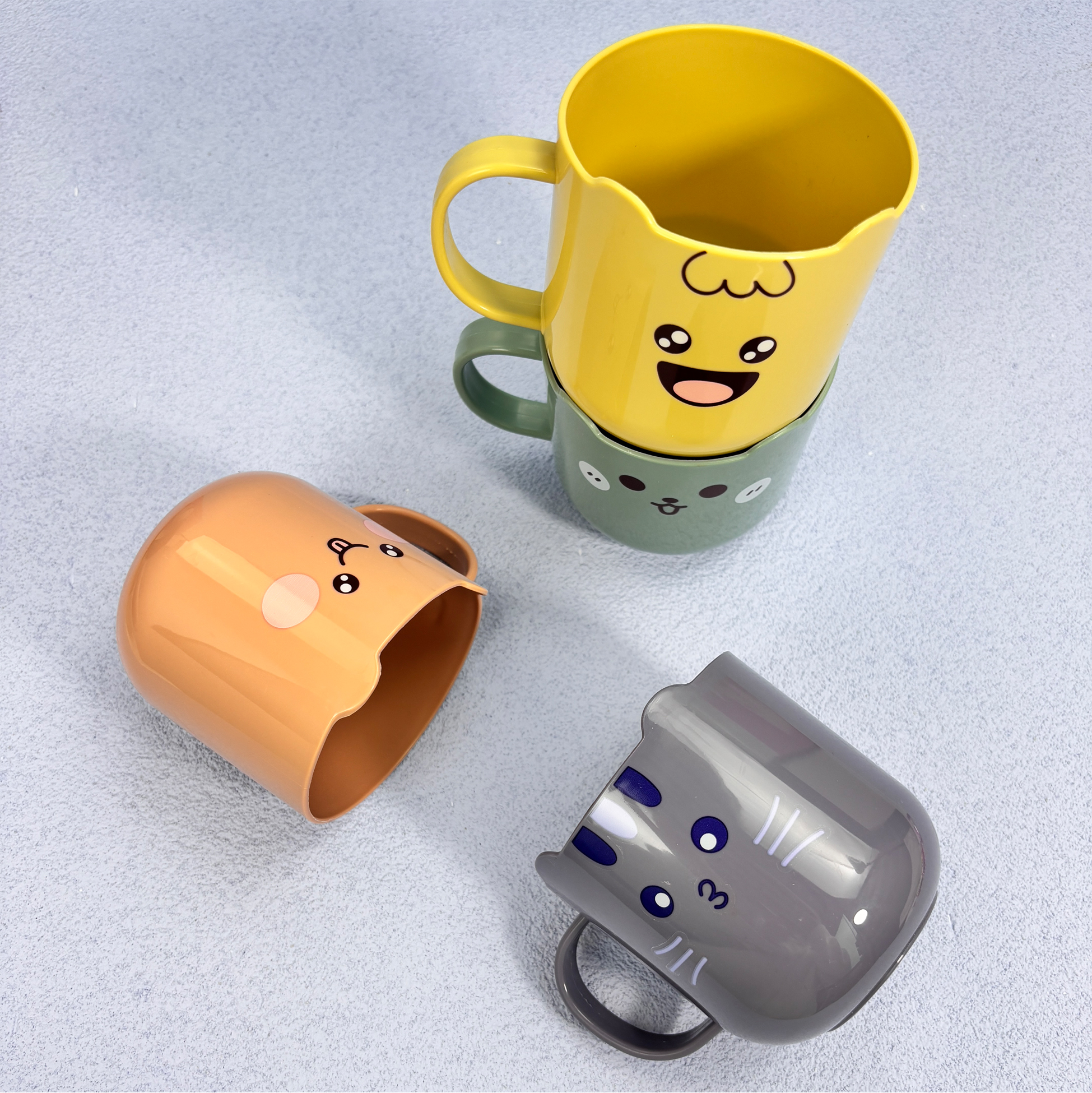 Cartoon Character Mouthwash Cup Set