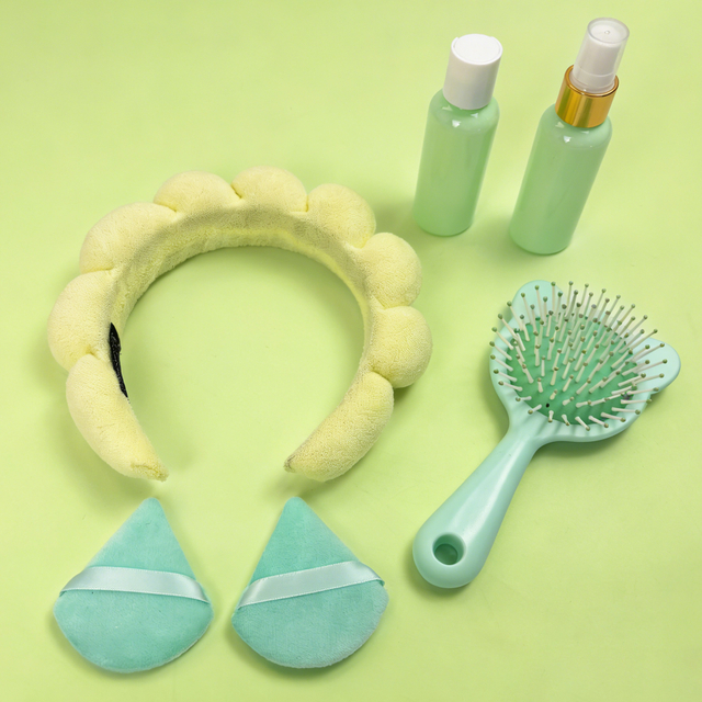 Set of 6 Travel Beauty Accessory Set