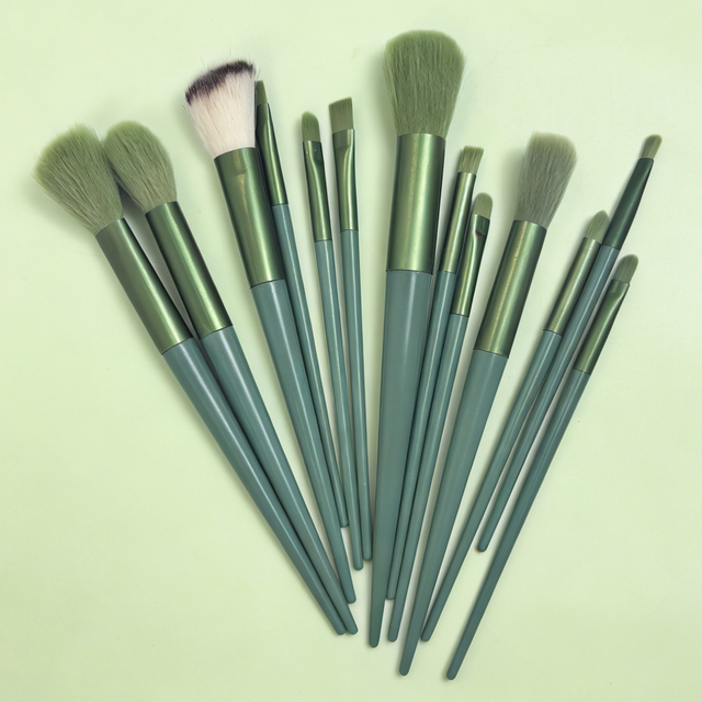 13-Piece Sage Green Makeup Brush Set