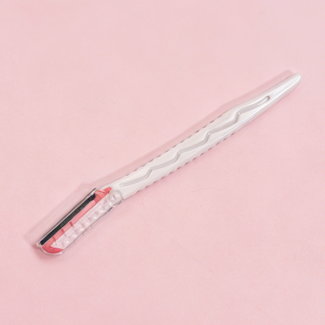 Wavy Non-Slip Grip Eyebrow Razor for Women