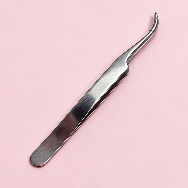 Curved Tip Eyelash Tweezer Stainless Steel Lash Tweezer