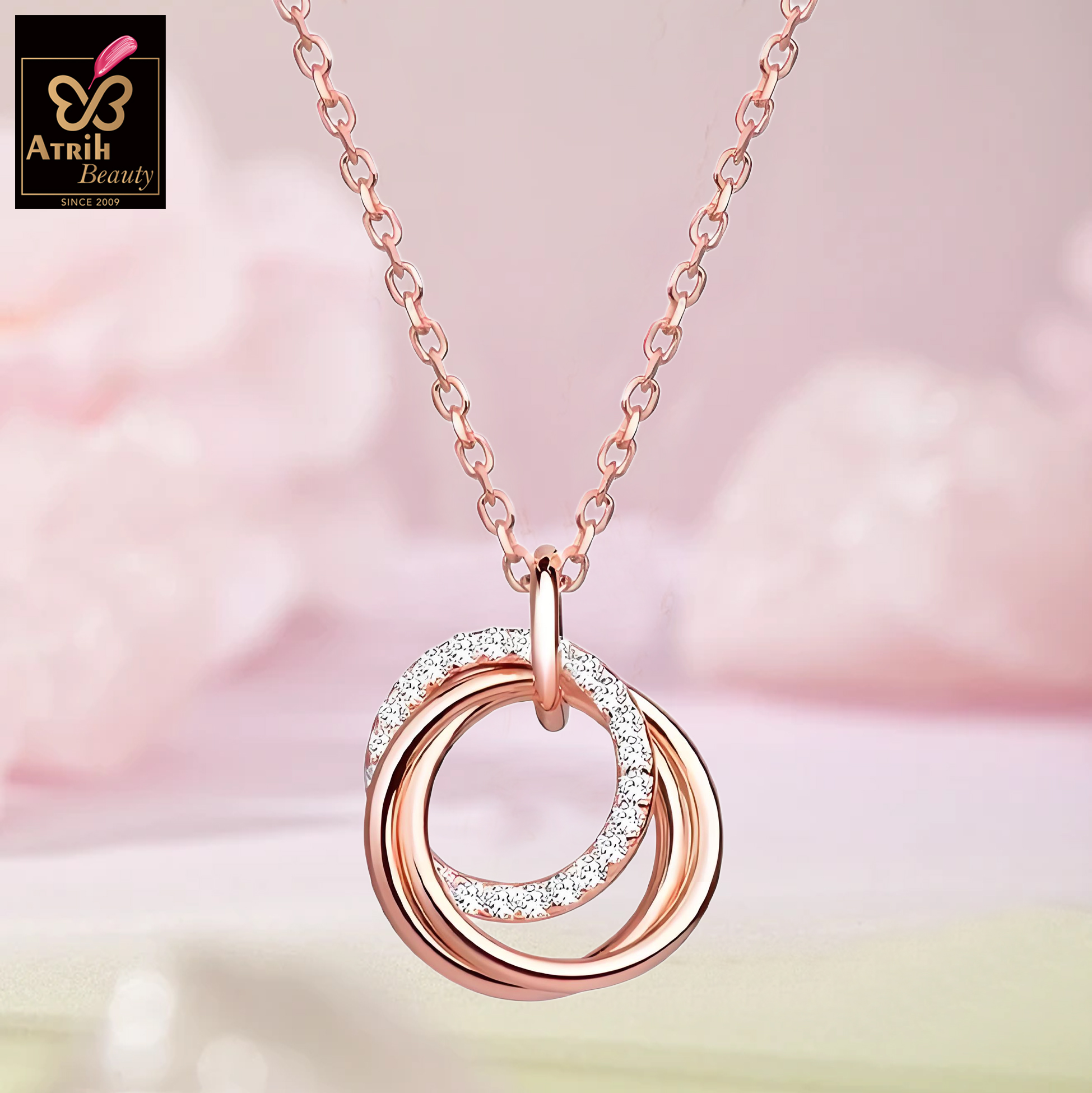 Interlocking Rings Pendant Necklace