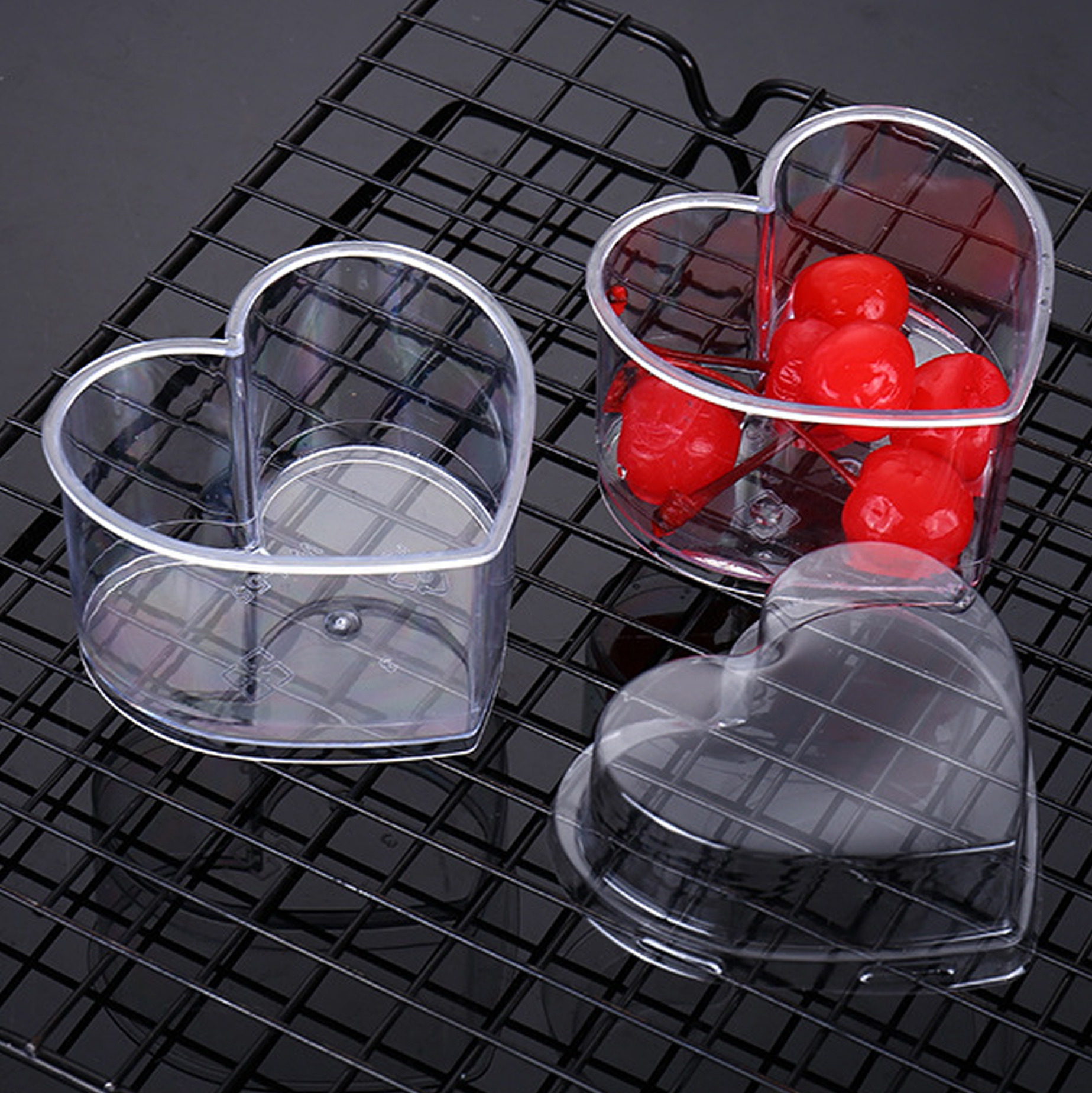 Heart-Shaped Dessert Container