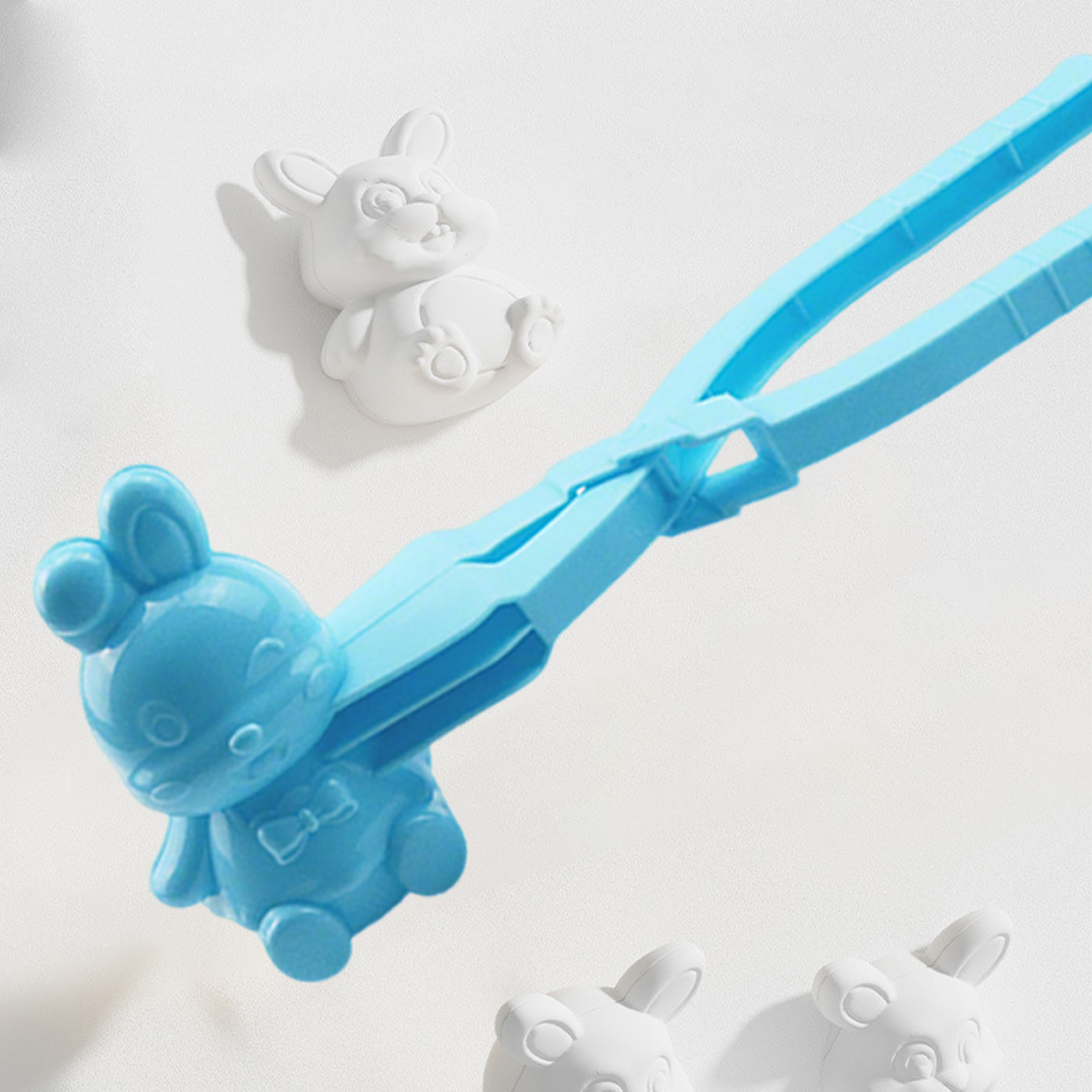 Rabbit-Shaped Snowball Maker Clips
