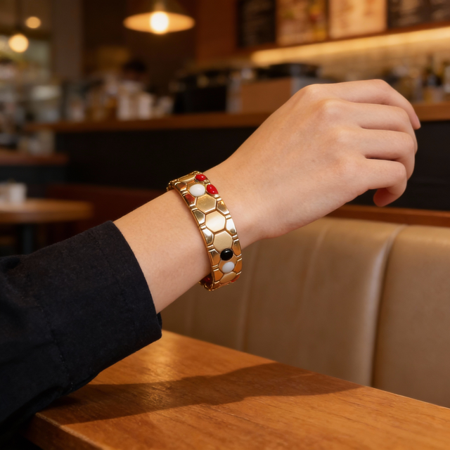 KAMALOOK Gold Hexagonal Magnetic Therapy Bracelet