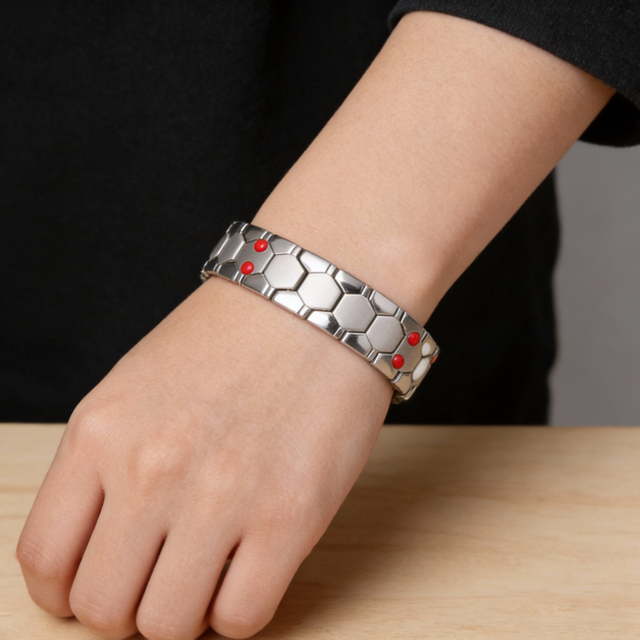 KAMALOOK Silver Hexagonal Magnetic Therapy Bracelet