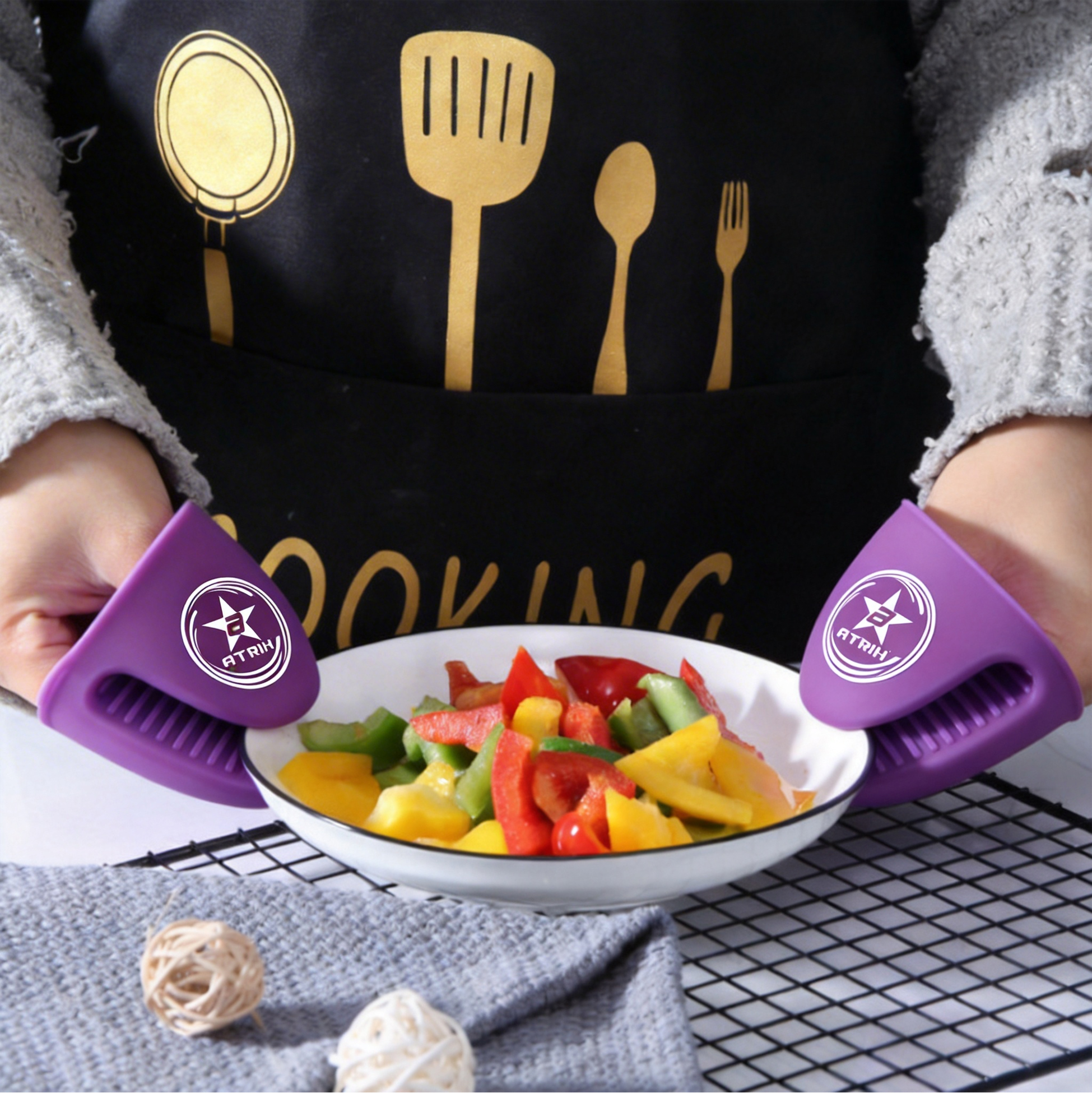 ATRIH Silicone Heat Resistant Gloves