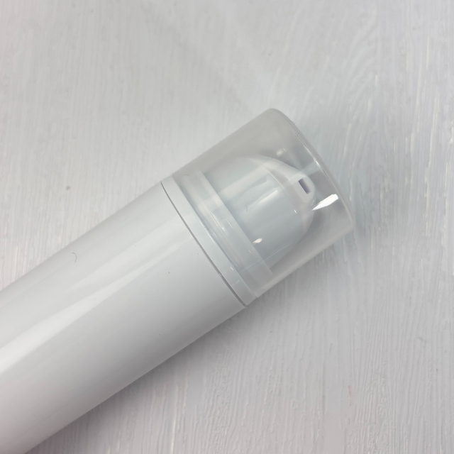White Airless Lotion Dispenser Bottles