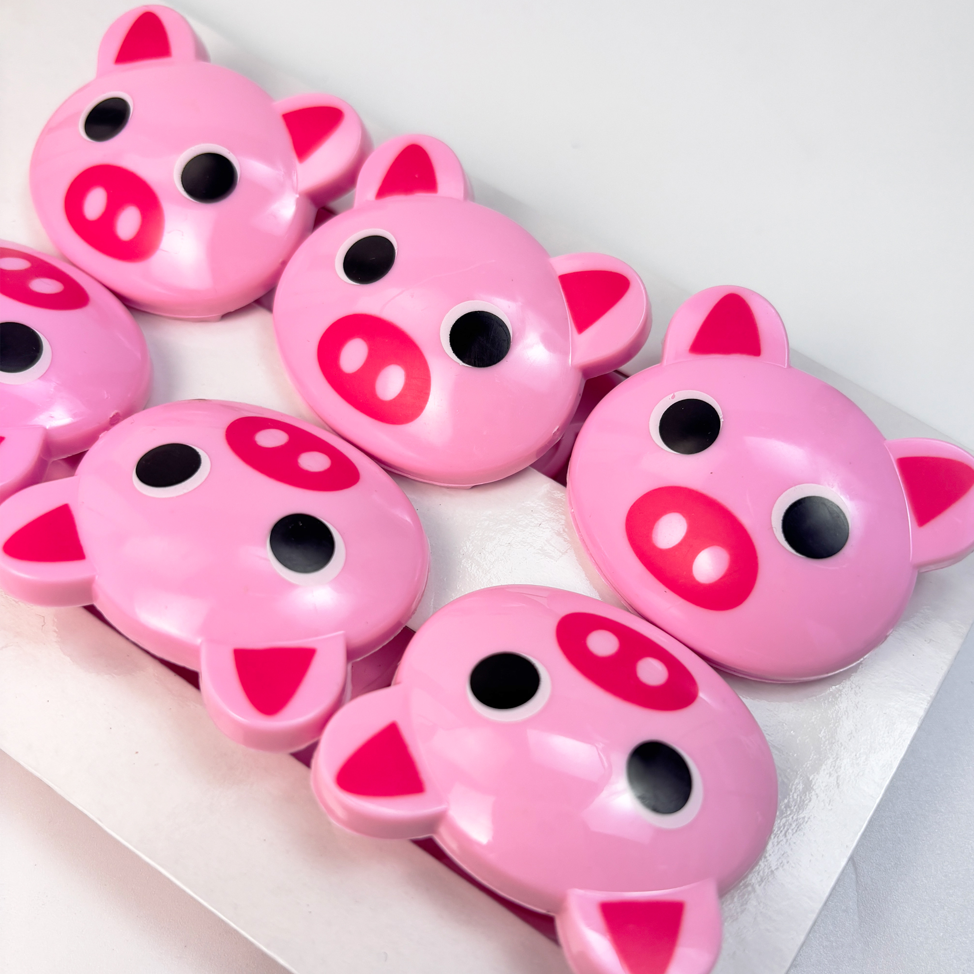 Pink Pig-shaped Plastic Clip Set of 6