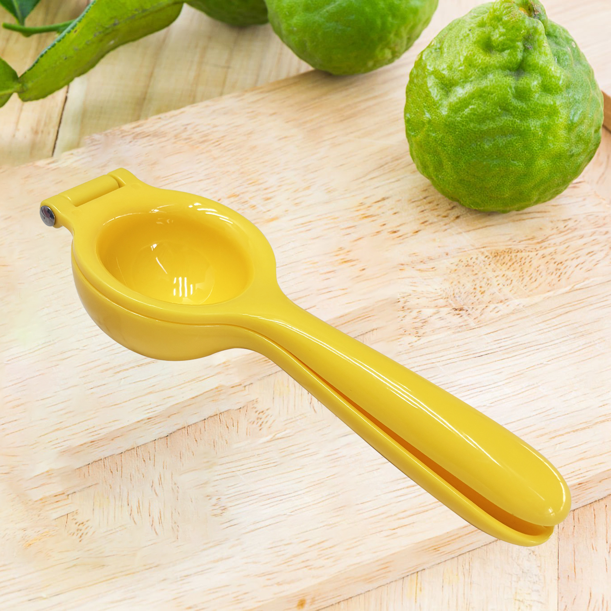 Yellow PP Lemon Squeezer